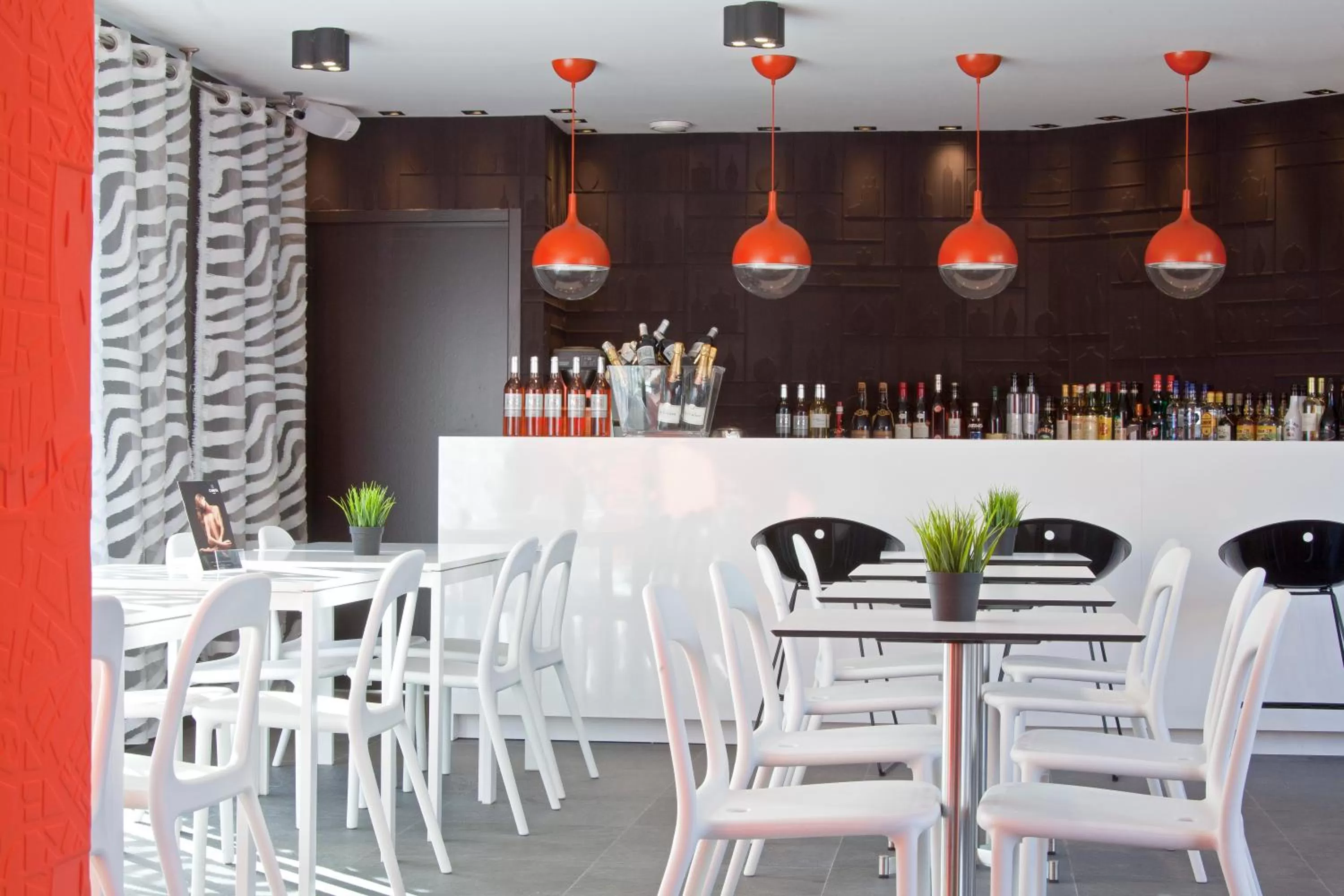 Restaurant/places to eat in Hôtel De L'octroi