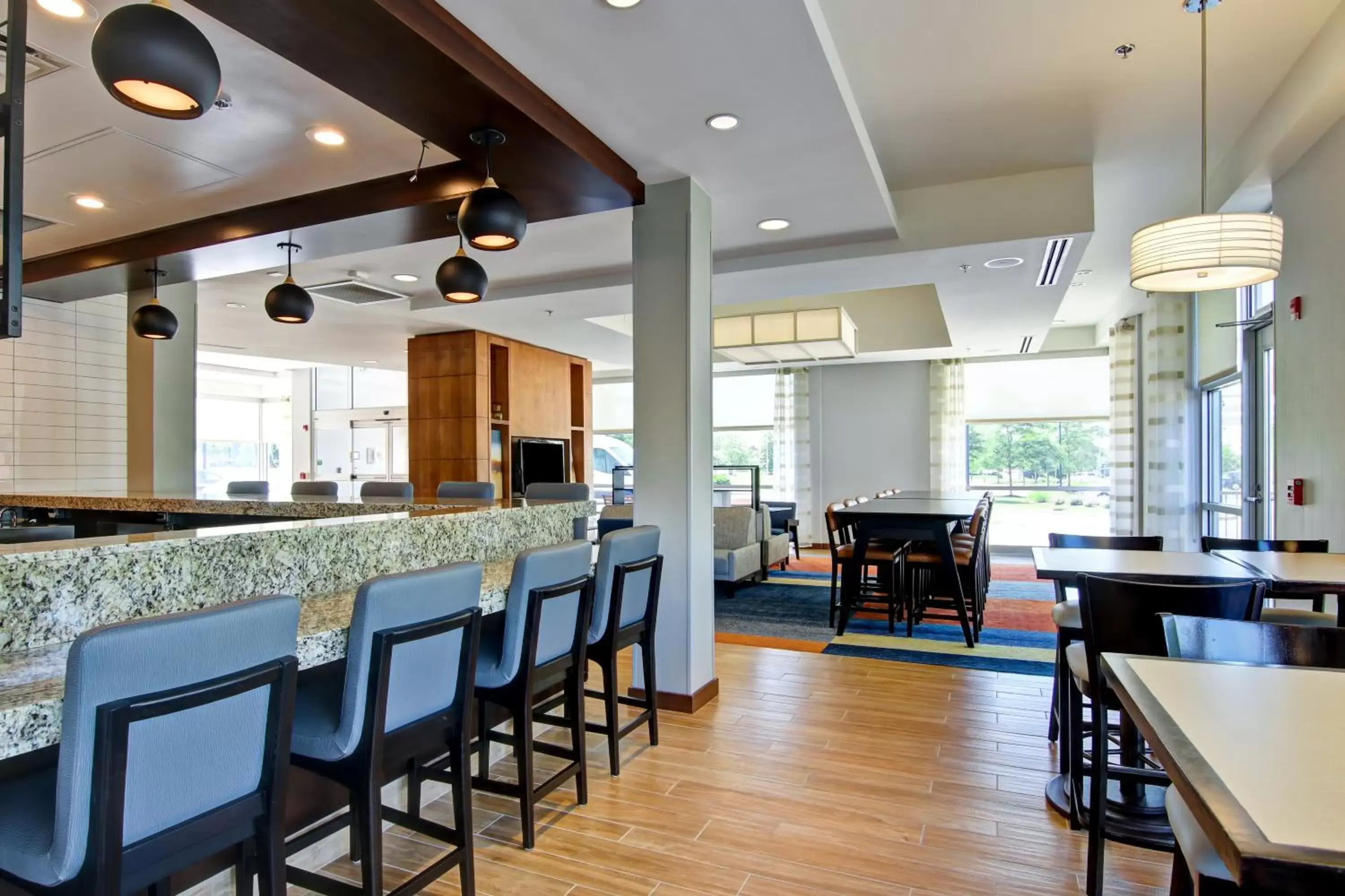 Restaurant/places to eat, Lounge/Bar in Hyatt House Naperville/Warrenville
