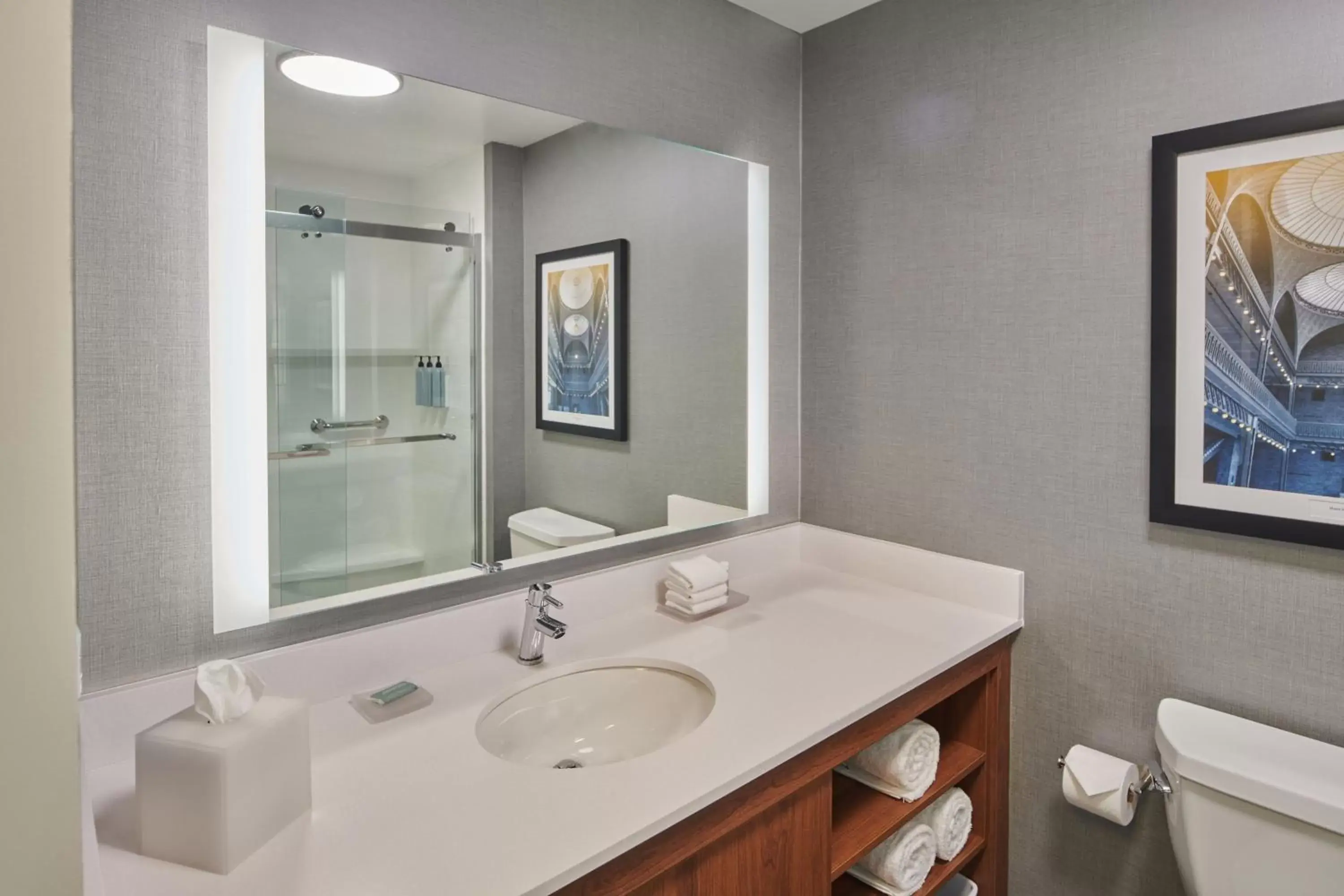 Bathroom in Residence Inn By Marriott Berkeley