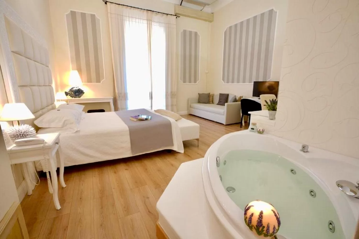 Deluxe Double Room with Spa Bath  in Palazzo Pischedda