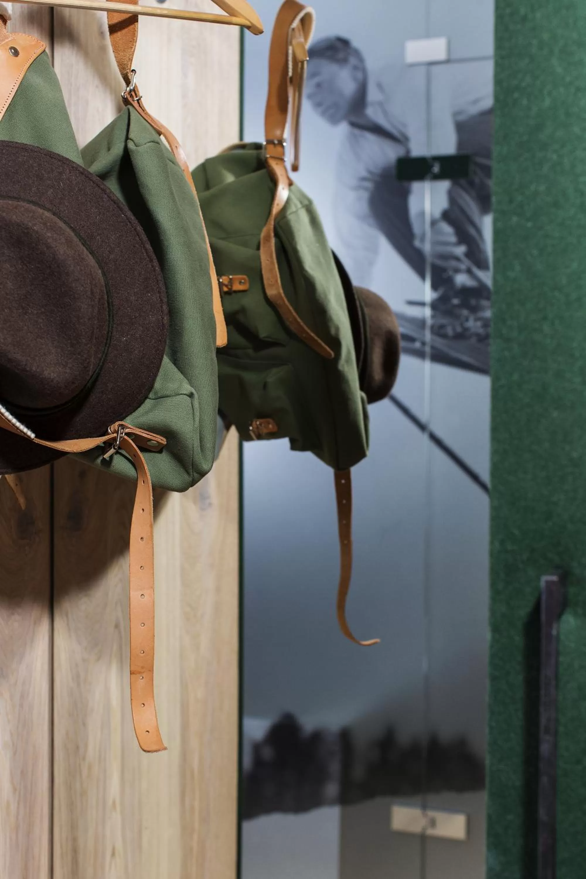 Decorative detail in Das Reisch