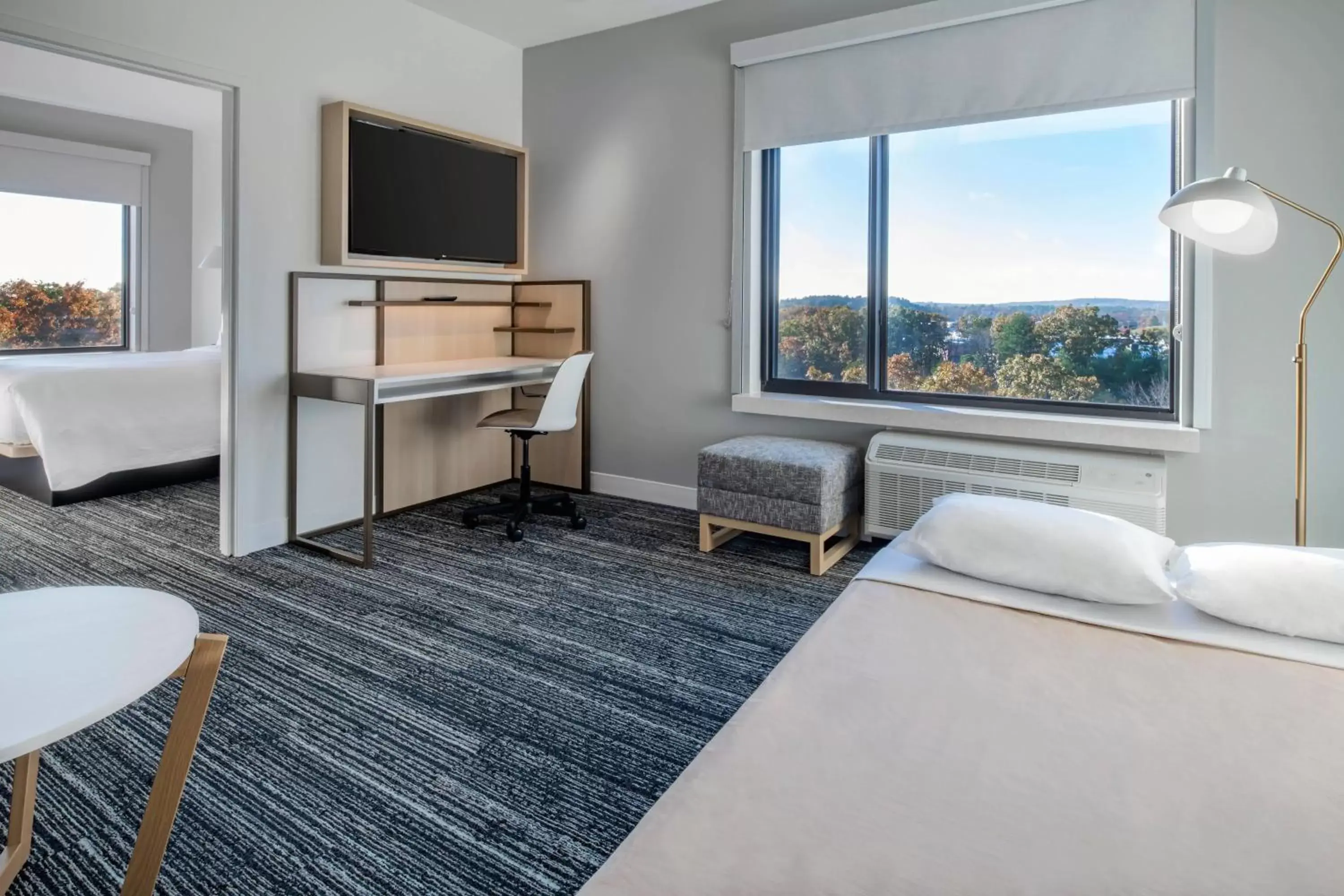 Bedroom, TV/Entertainment Center in TownePlace Suites By Marriott Wrentham Plainville