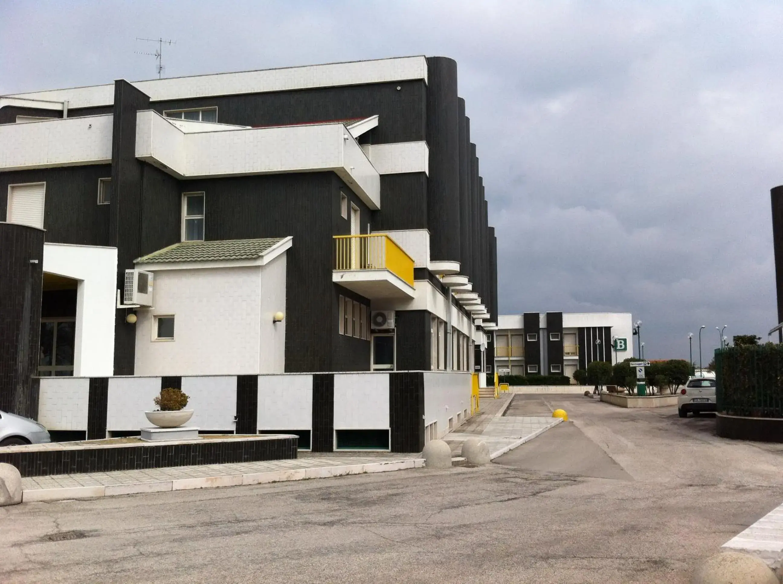 Facade/entrance, Property Building in Hotel Atleti