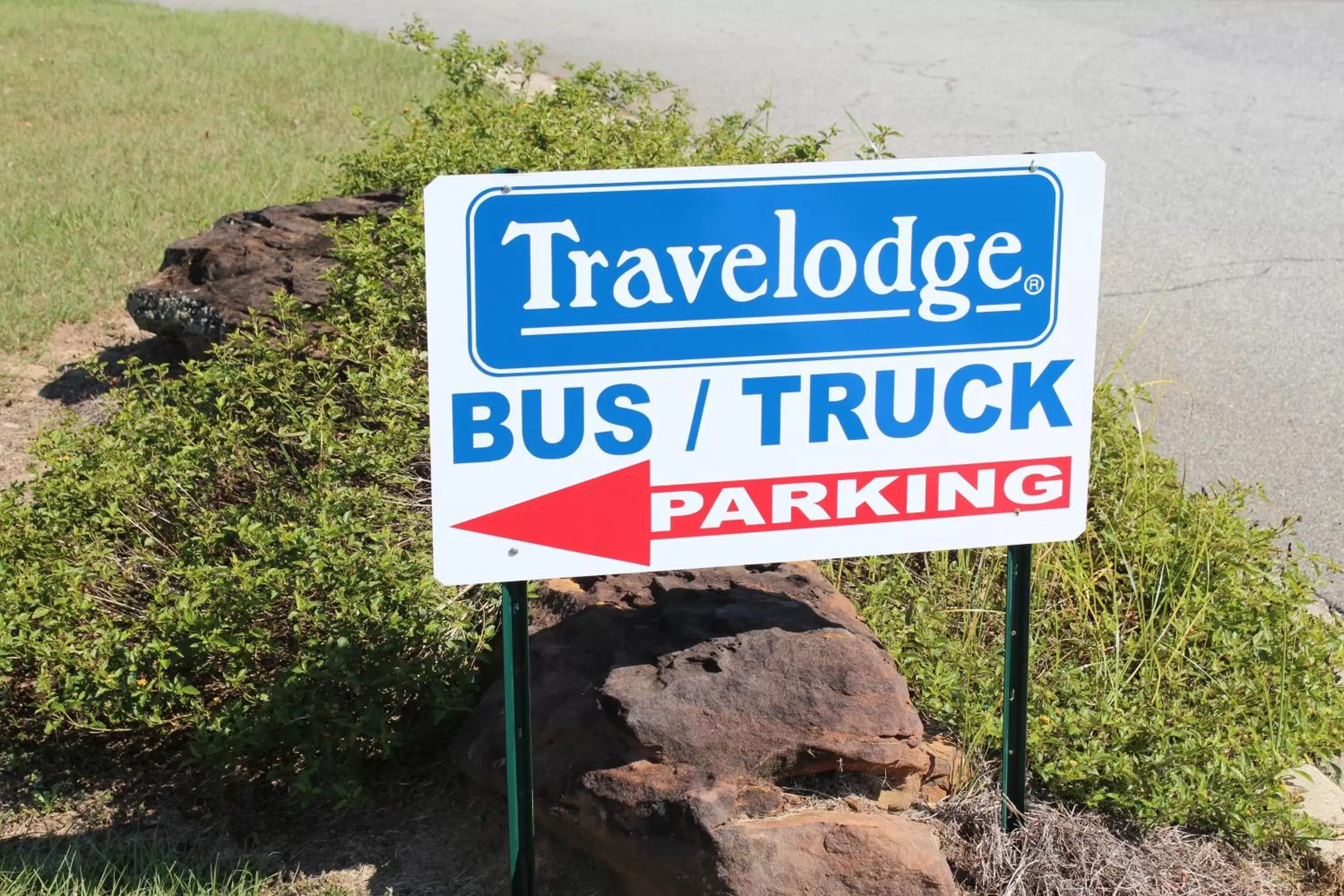Logo/Certificate/Sign in Travelodge by Wyndham Perry GA
