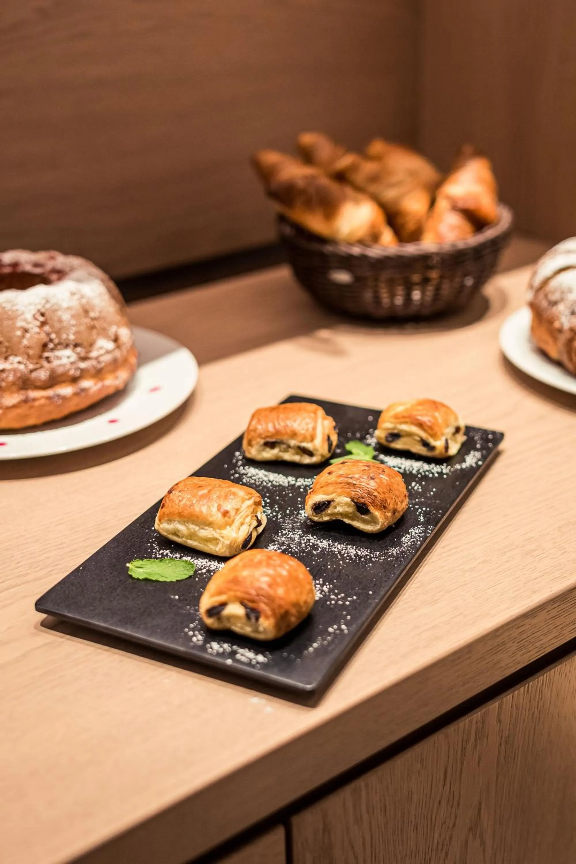 Food and drinks in Atlas Aparthotel