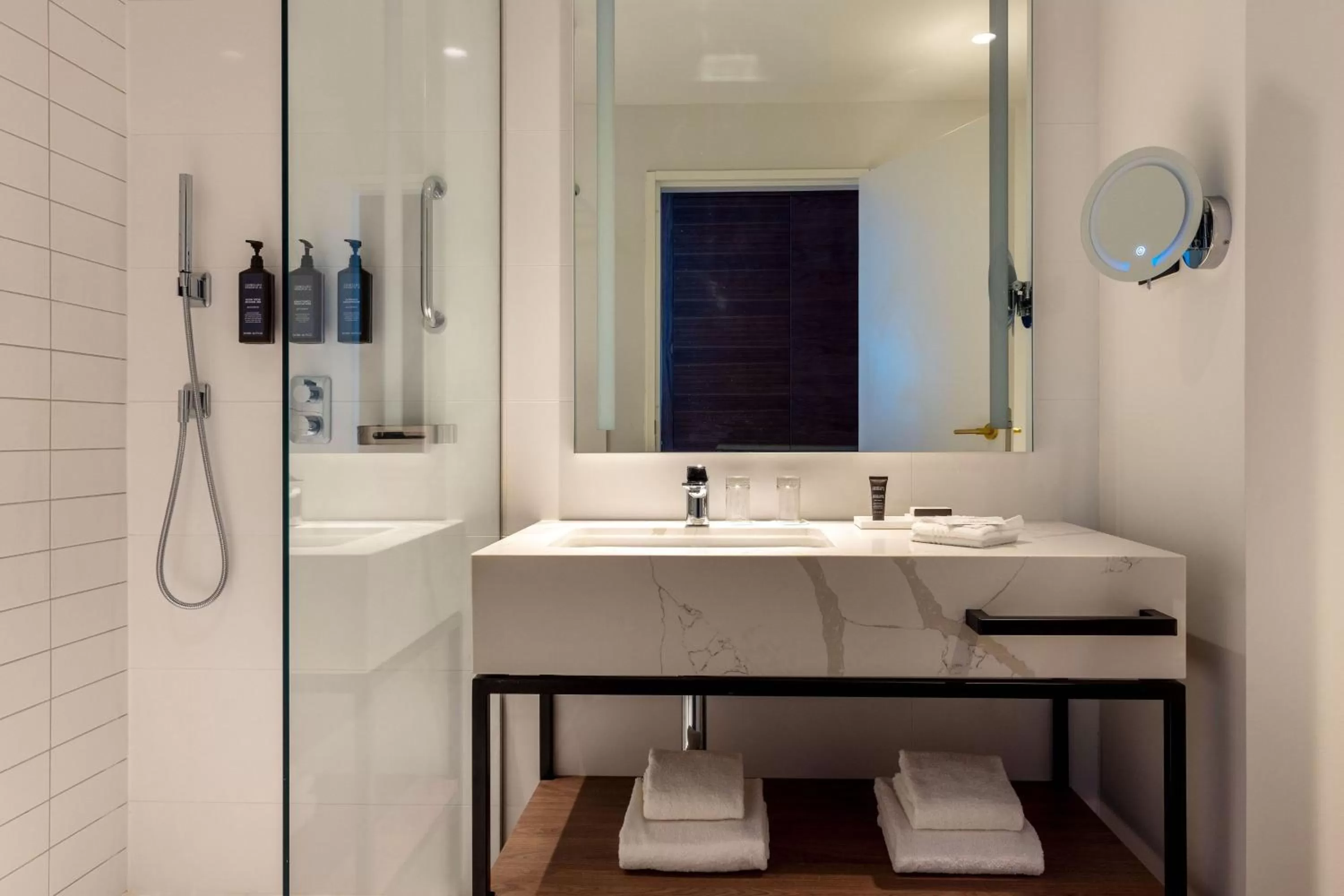 Bathroom in Sheraton Nice