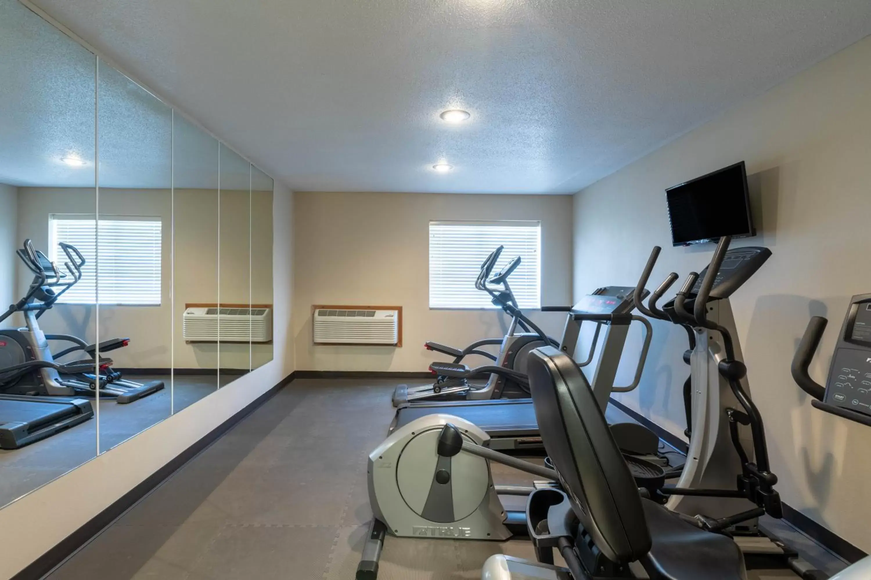 Fitness centre/facilities in Baymont by Wyndham Spearfish Fitness centre/facilities in Baymont by Wyndham Spearfish