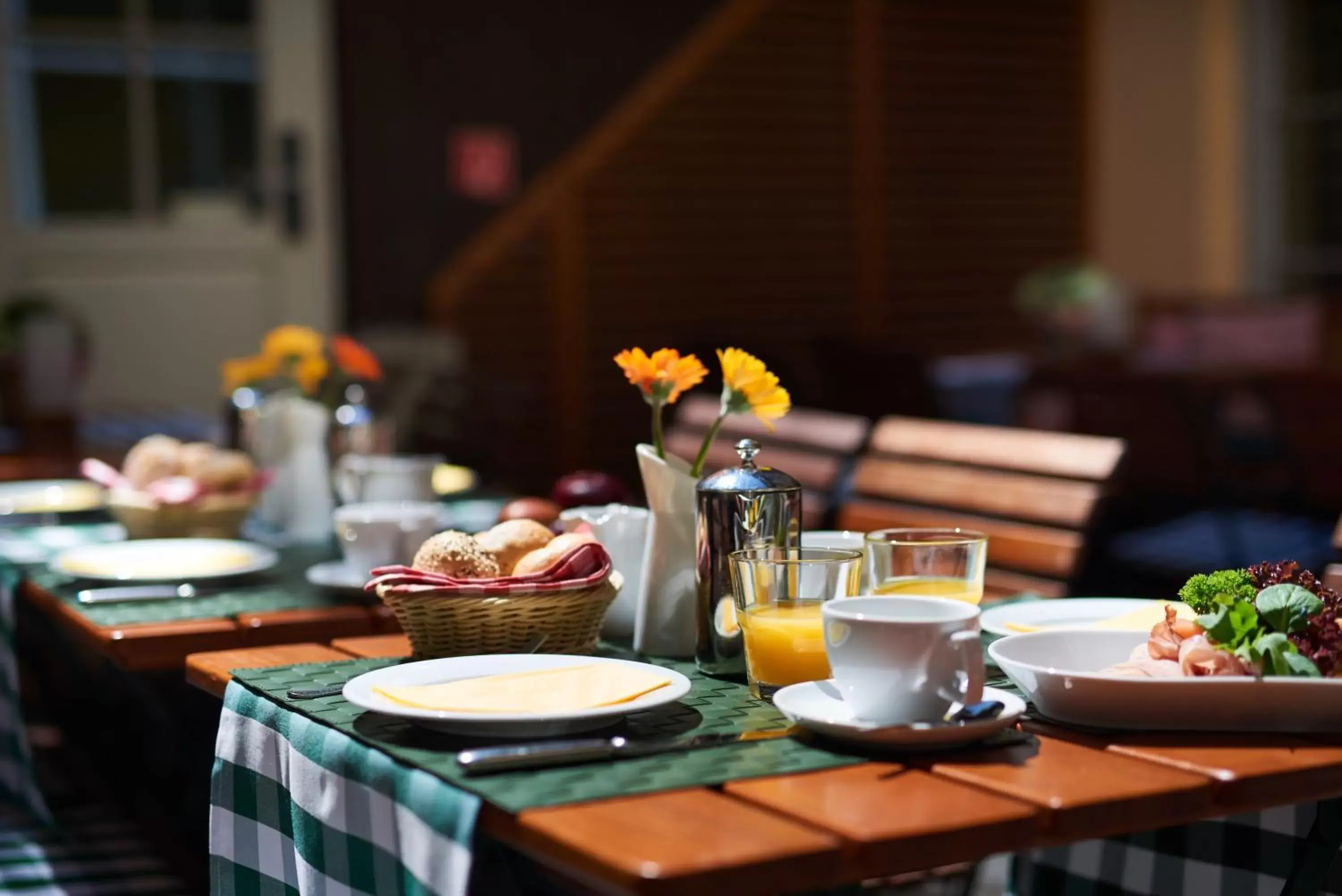 Food and drinks in Hotel Zur Alten Brücke