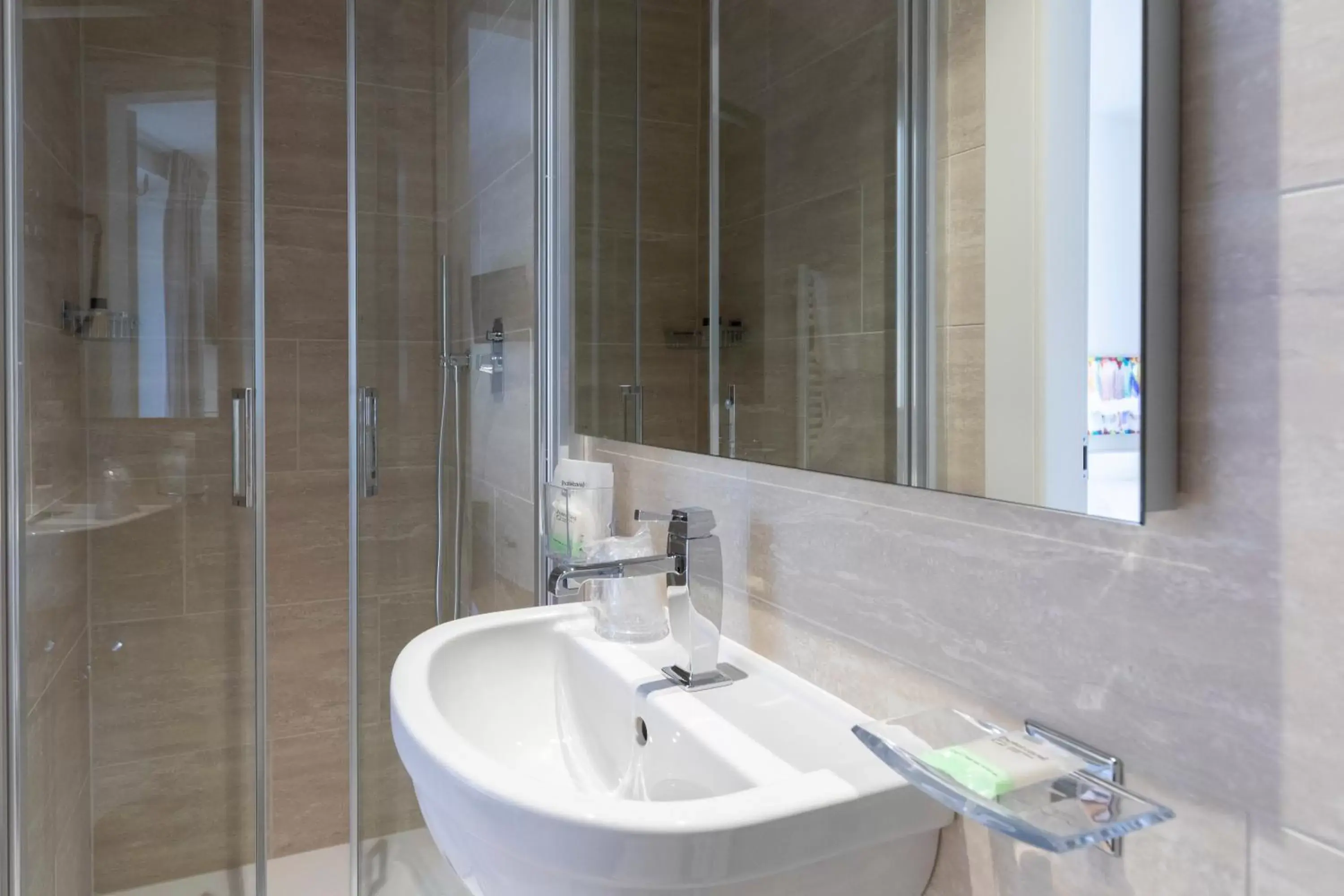 Shower, Bathroom in Lac Hotel