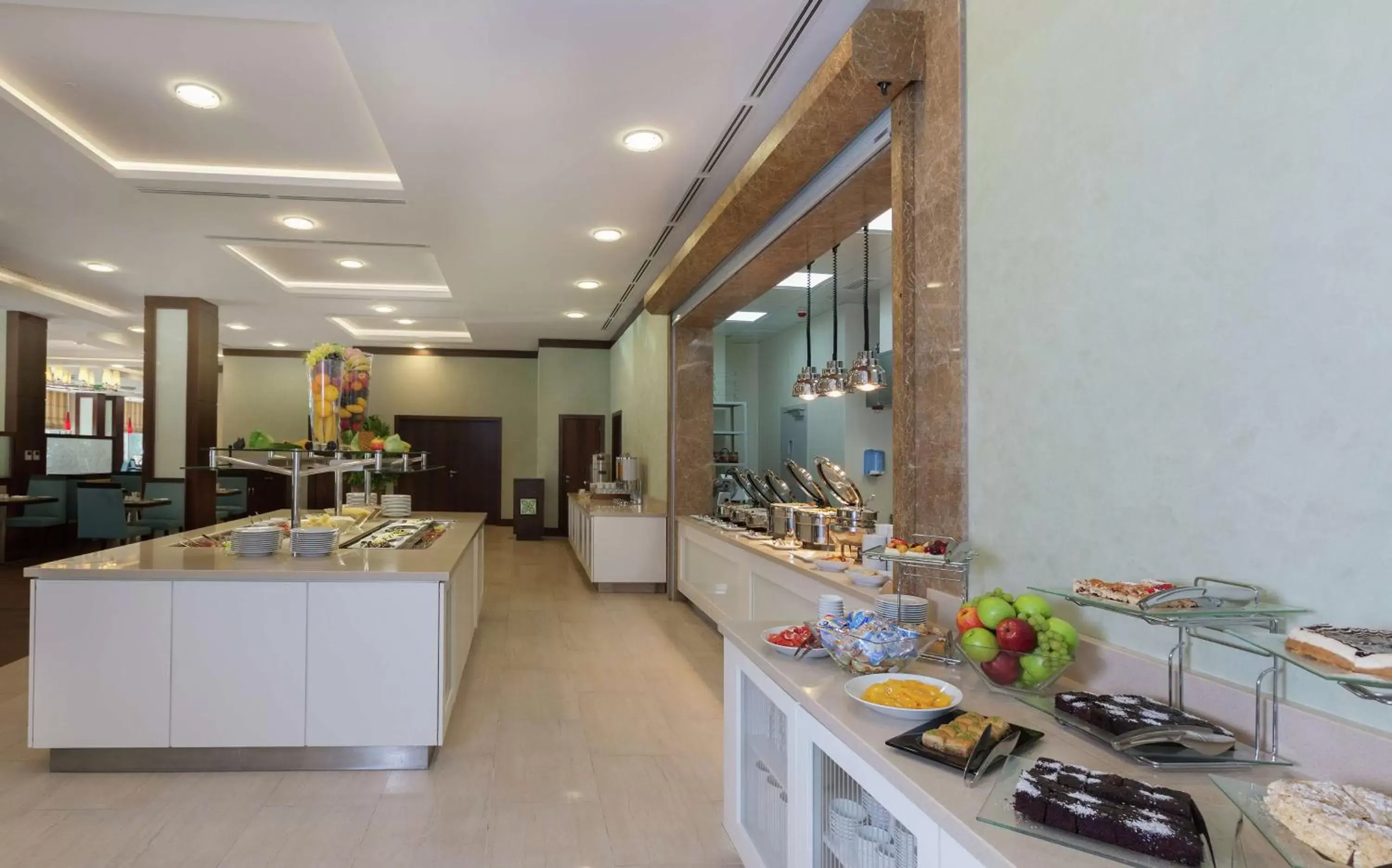Dining area, Restaurant/Places to Eat in Hilton Garden Inn Astana