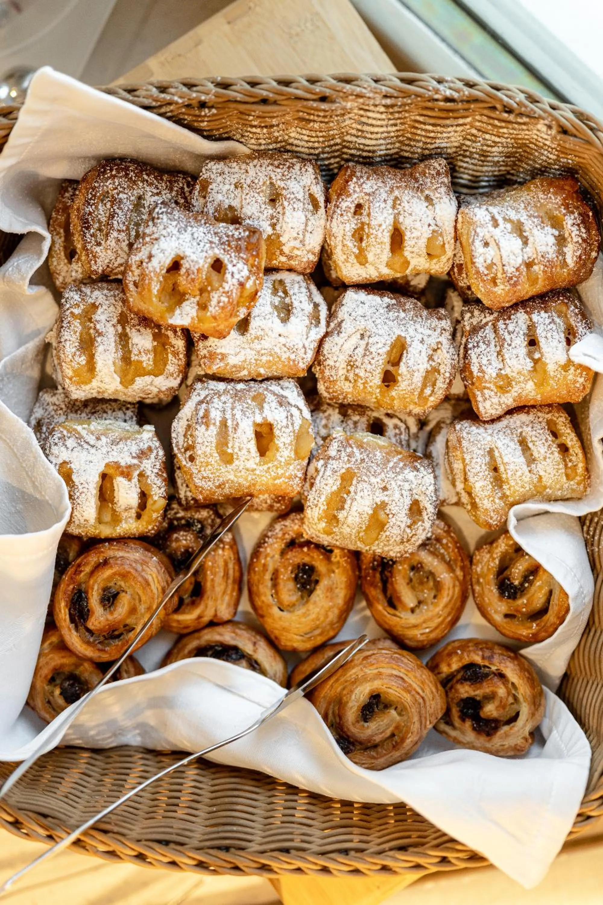 Food and drinks in Naxos Resort Beach Hotel