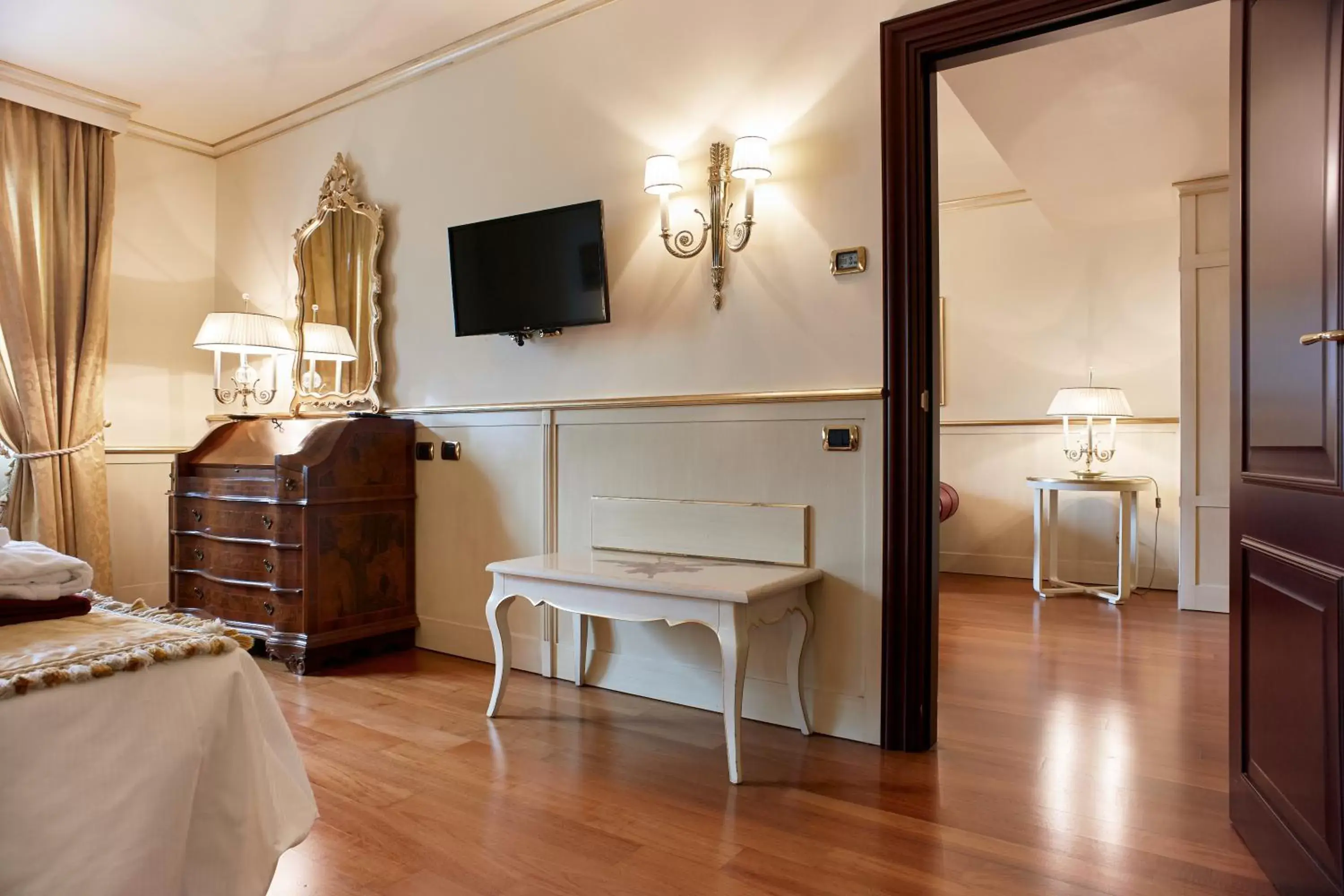 Area and facilities, TV/Entertainment Center in Villa Quaranta Tommasi Wine Hotel & SPA