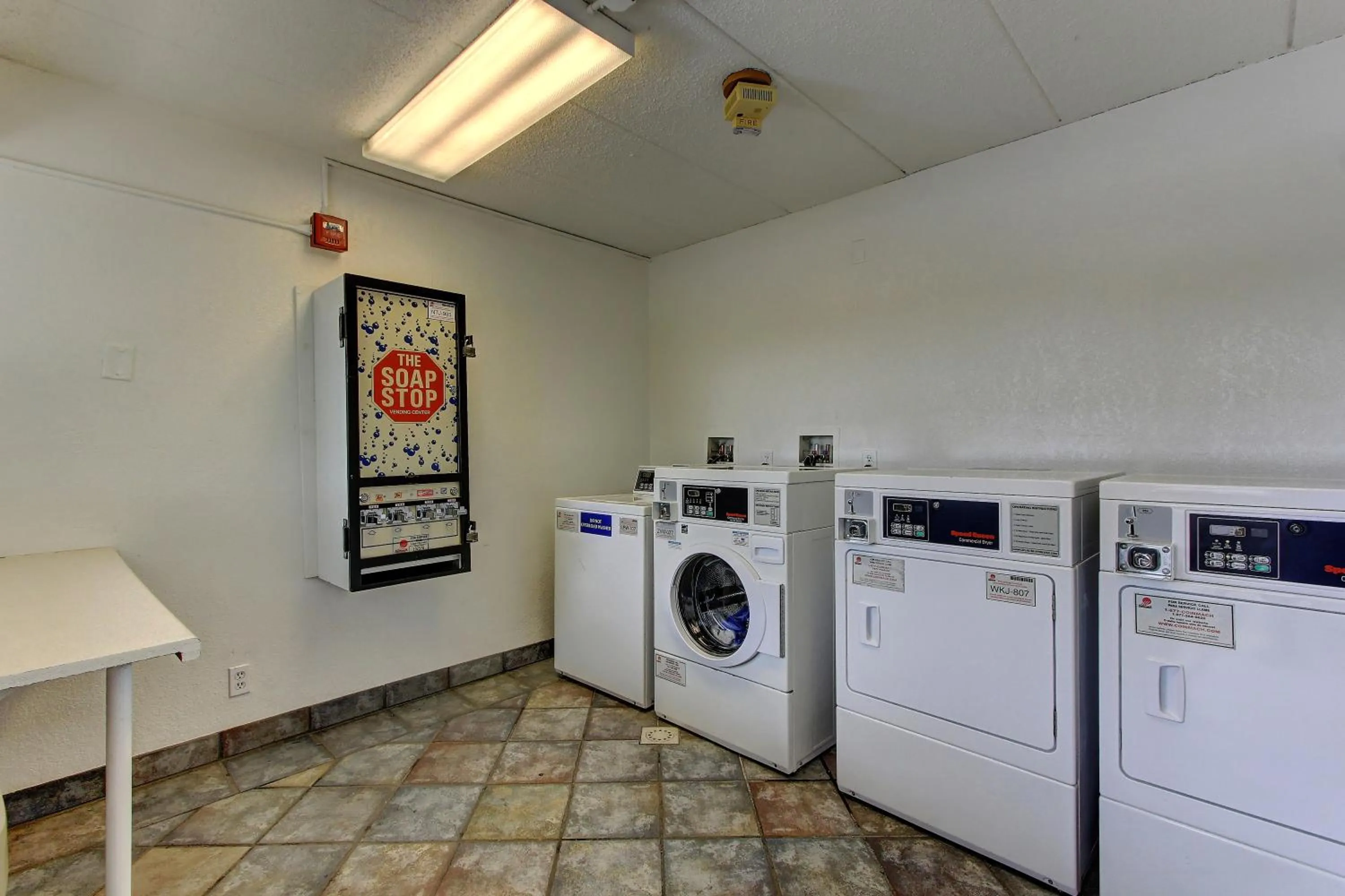 Area and facilities in Motel 6-York, PA