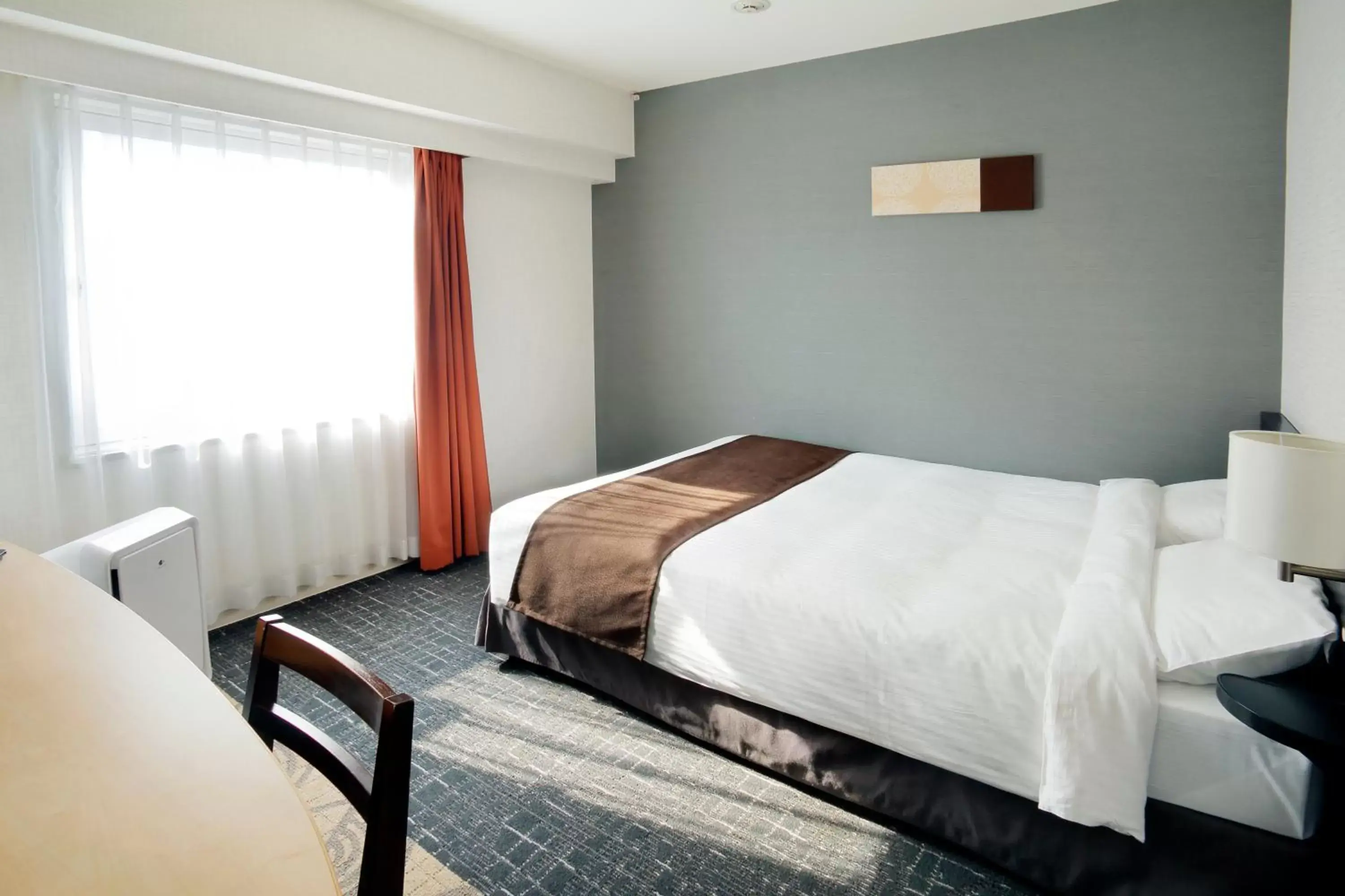 Photo of the whole room, Bed in Sapporo Tokyu REI Hotel