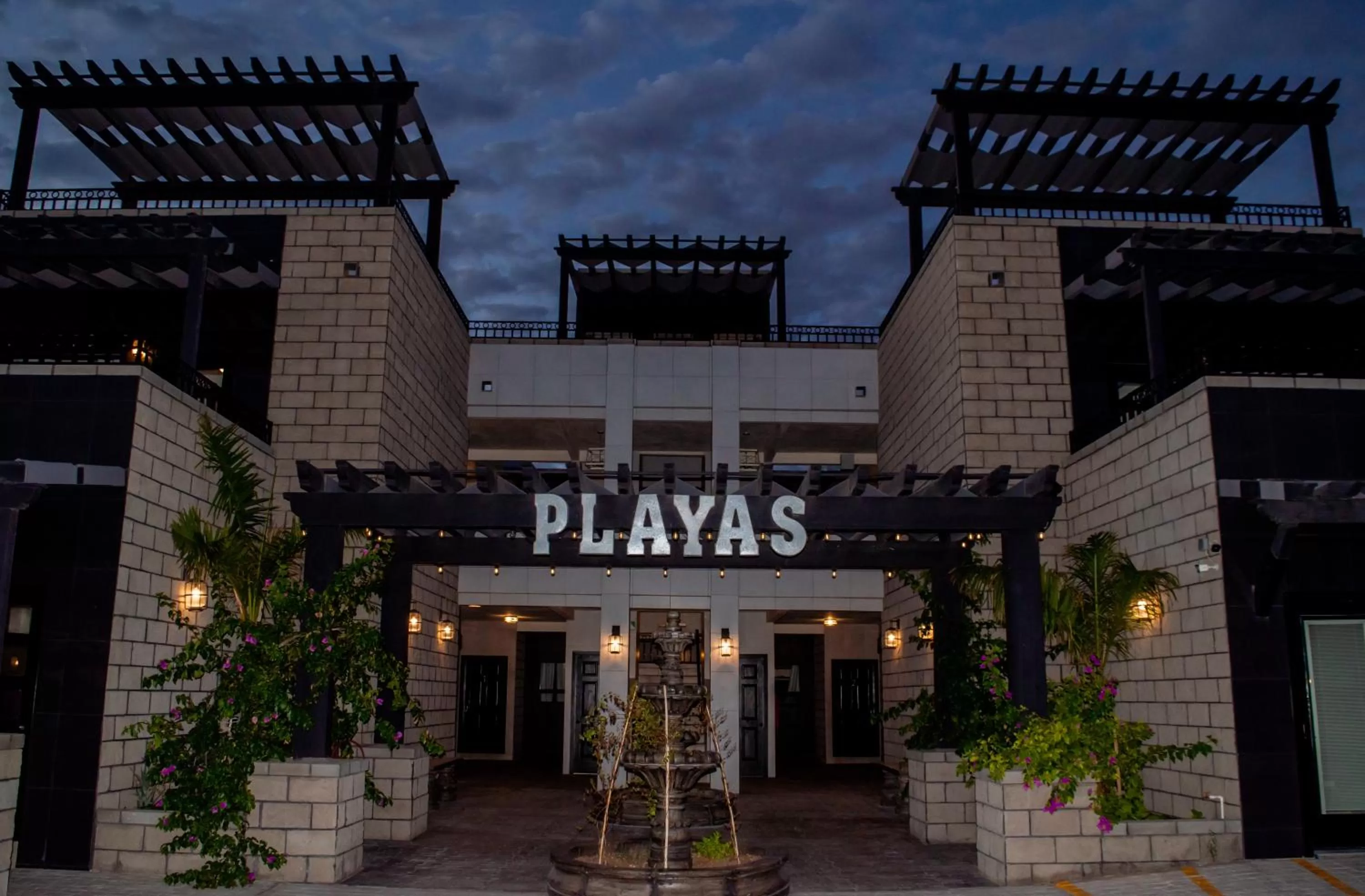 Property building in Playas Hotel Suites