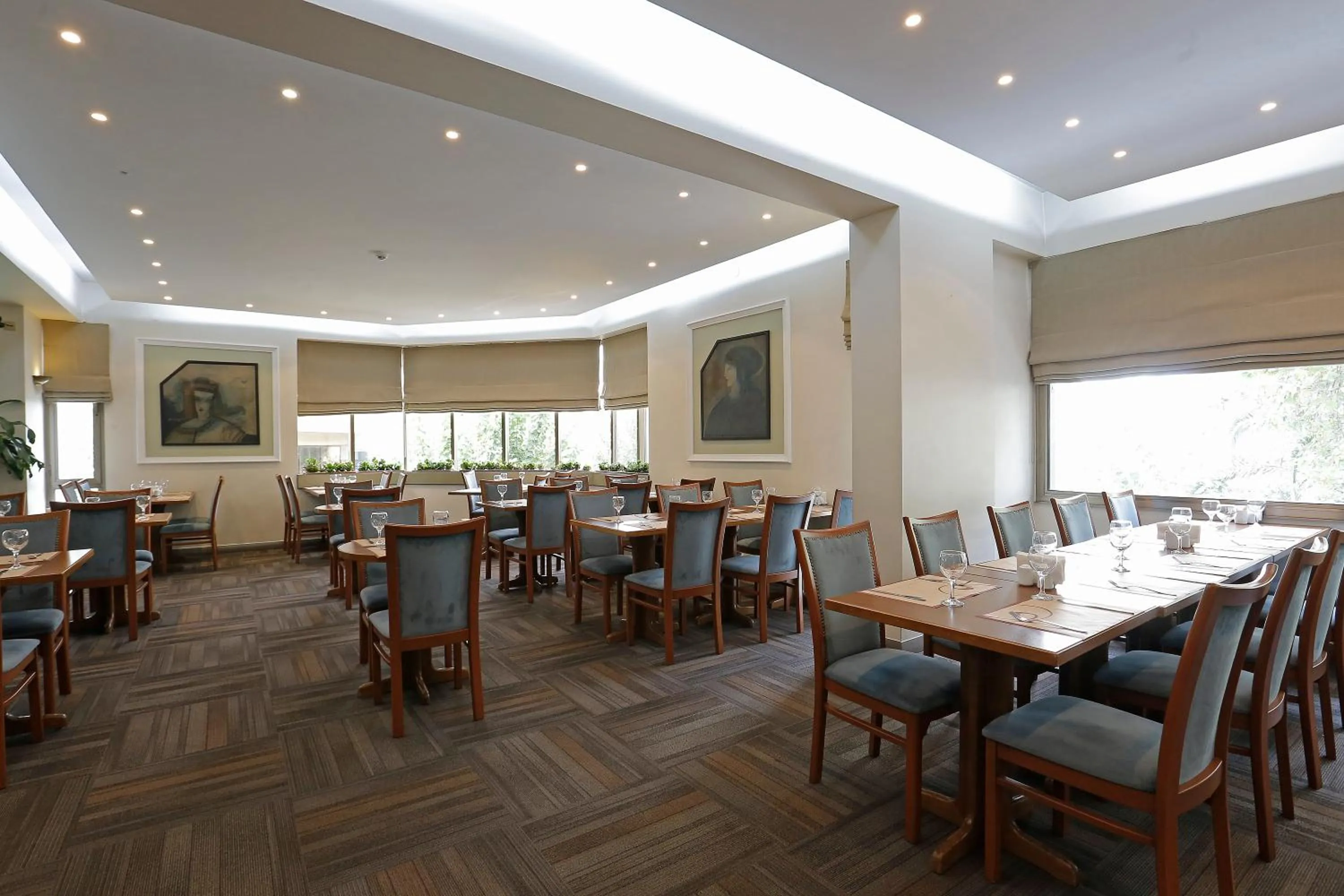 Restaurant/places to eat in Kaya Prestige Oteli