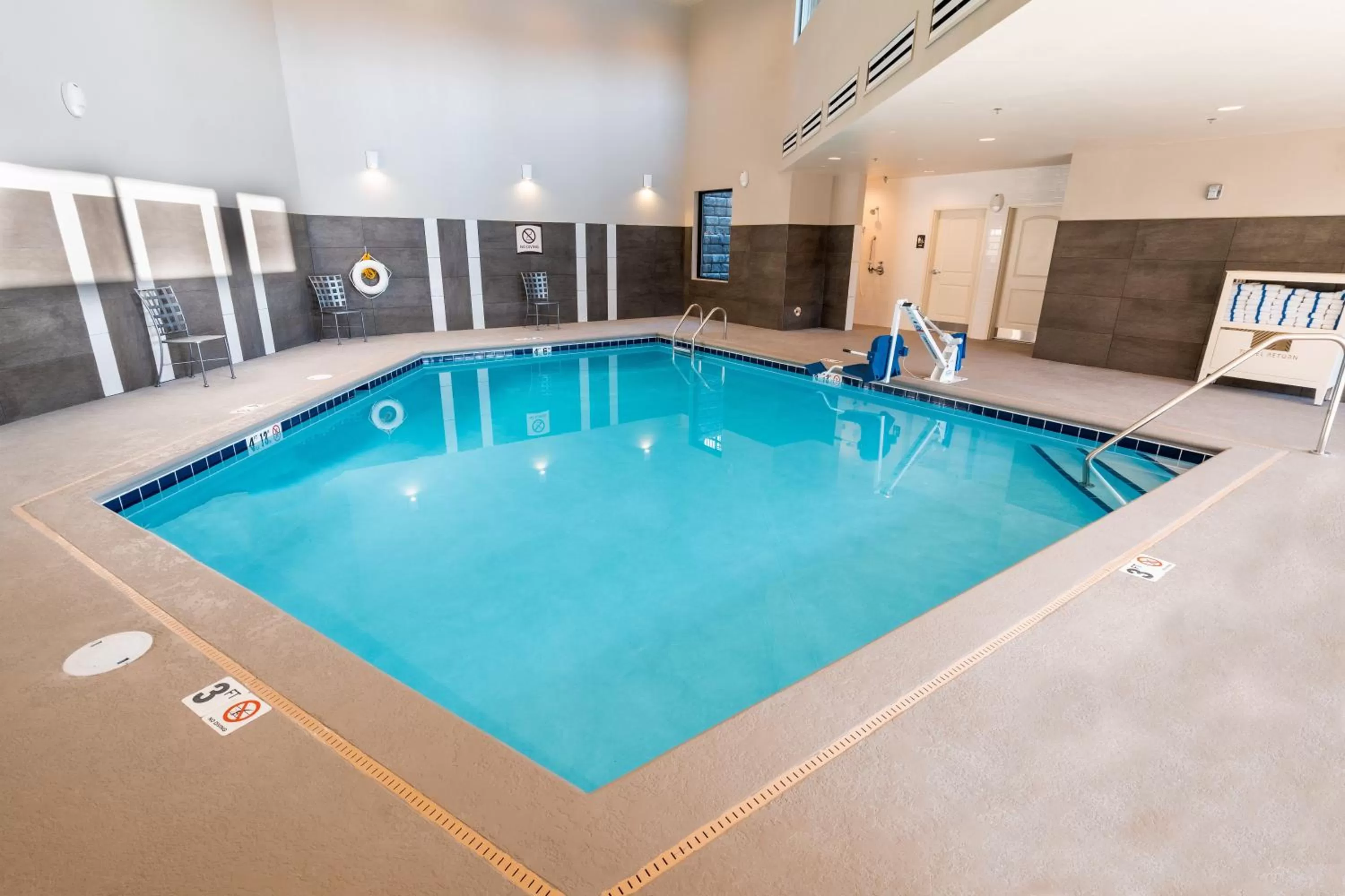 Swimming pool in Staybridge Suites Coeur d'Alene by IHG