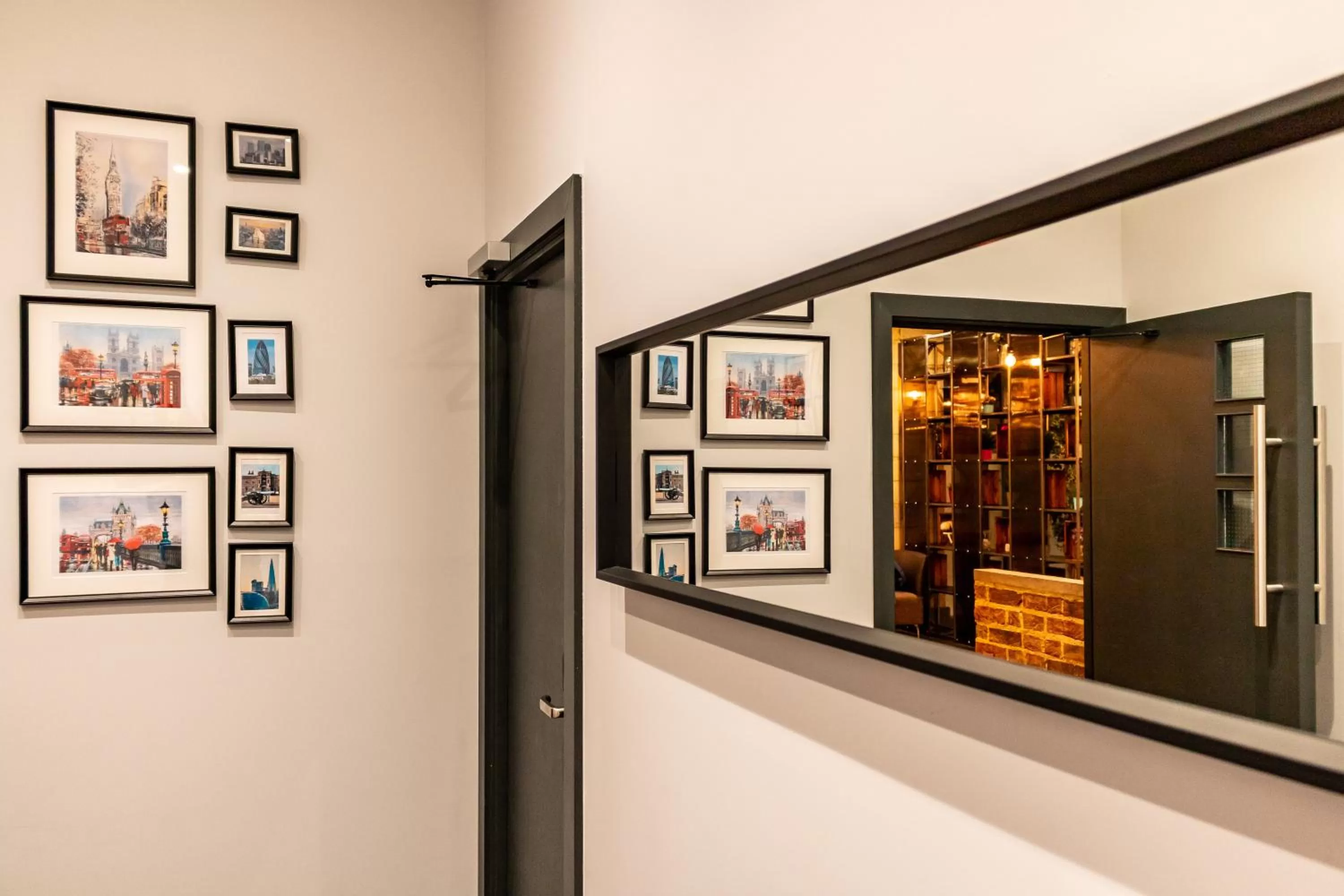 Decorative detail in London City Airport Hotel