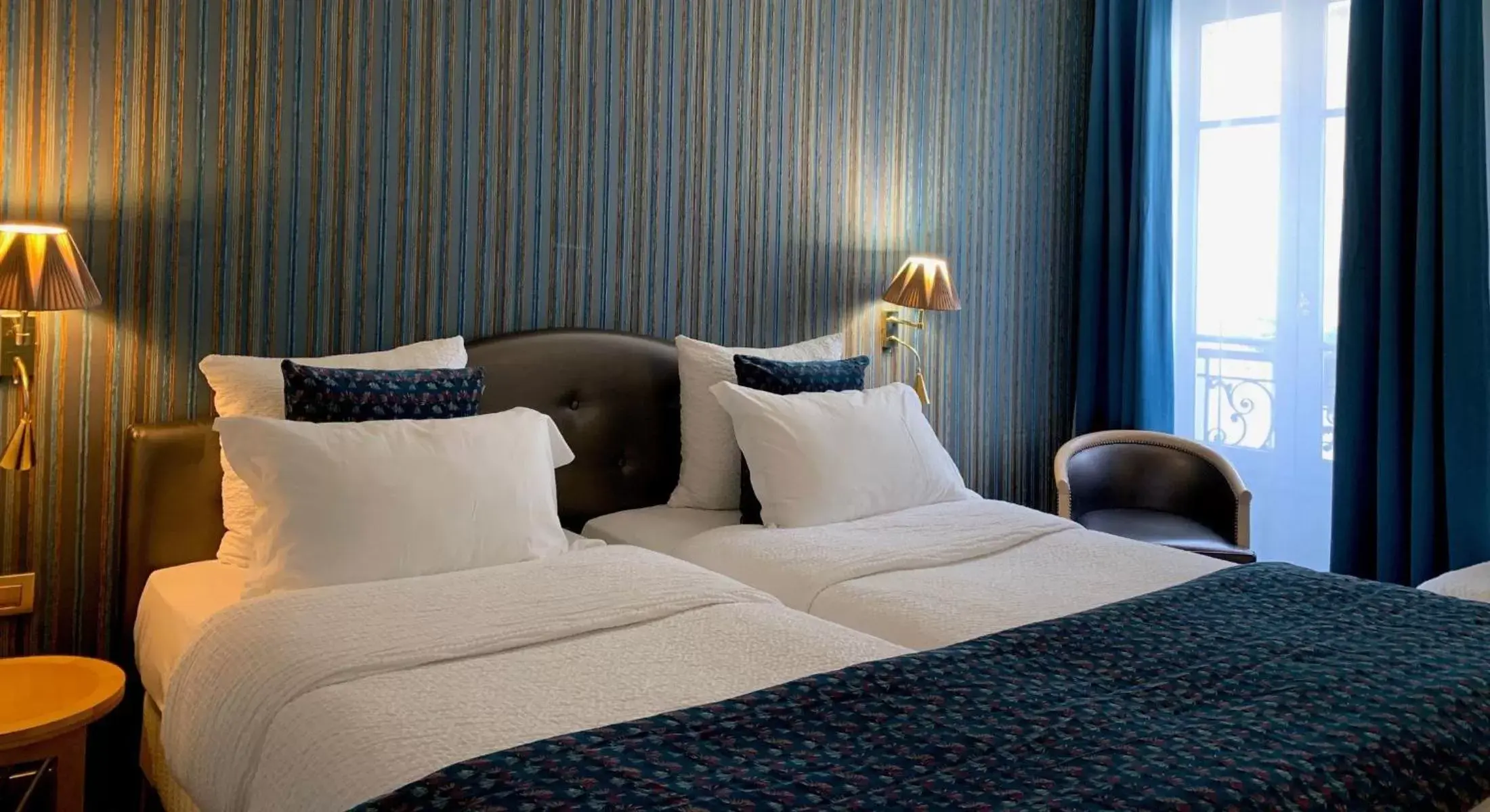 Comfort Twin Room in Hôtel Central Saint Germain Comfort Twin Room in Hôtel Central Saint Germain