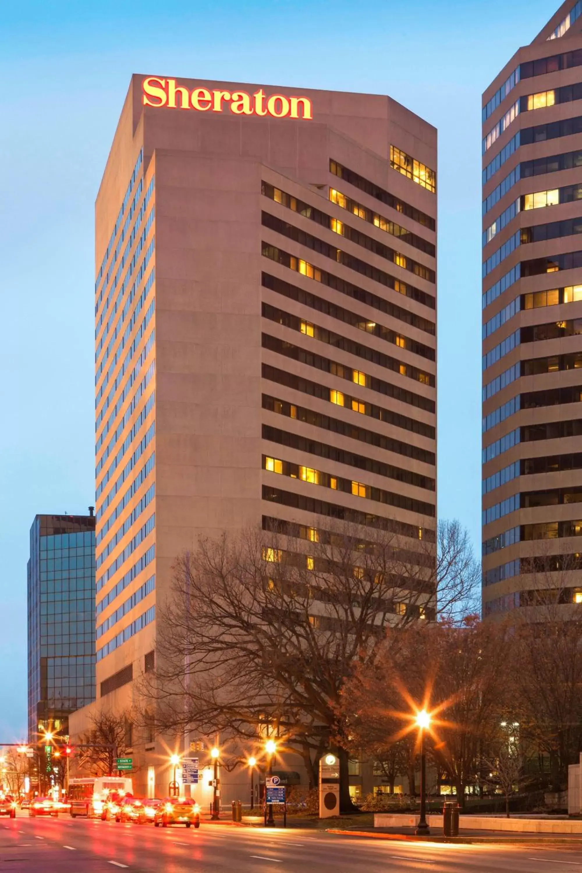 Property Building in Sheraton Columbus Hotel at Capitol Square