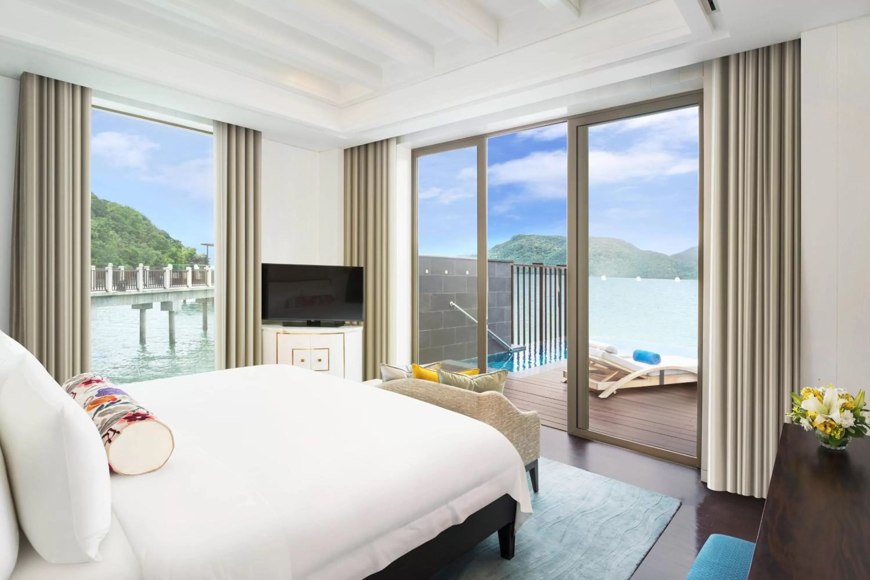 Bedroom, Bed in The St. Regis Langkawi