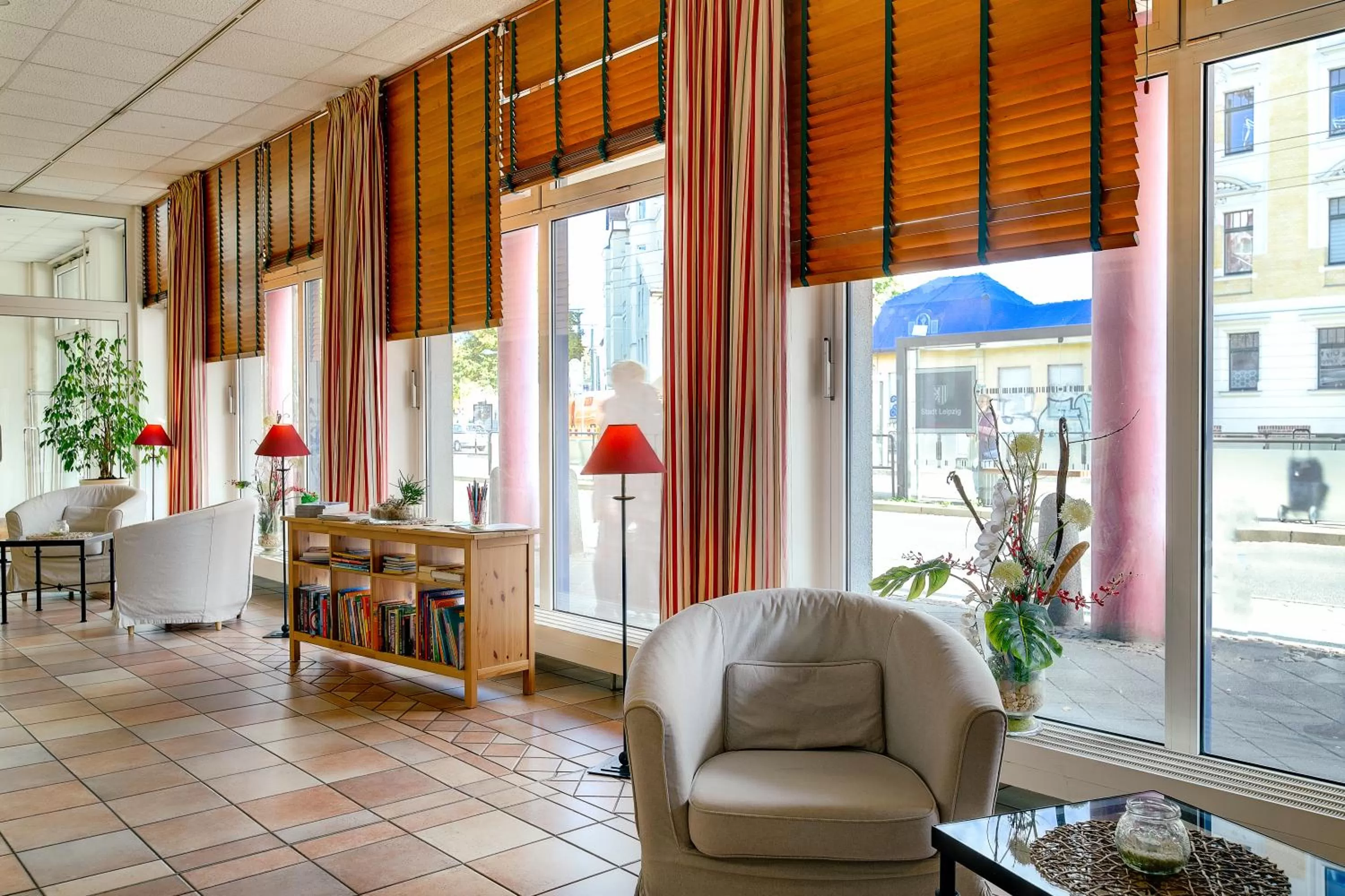 Lobby or reception in Hotel Leipzig City Nord by Campanile