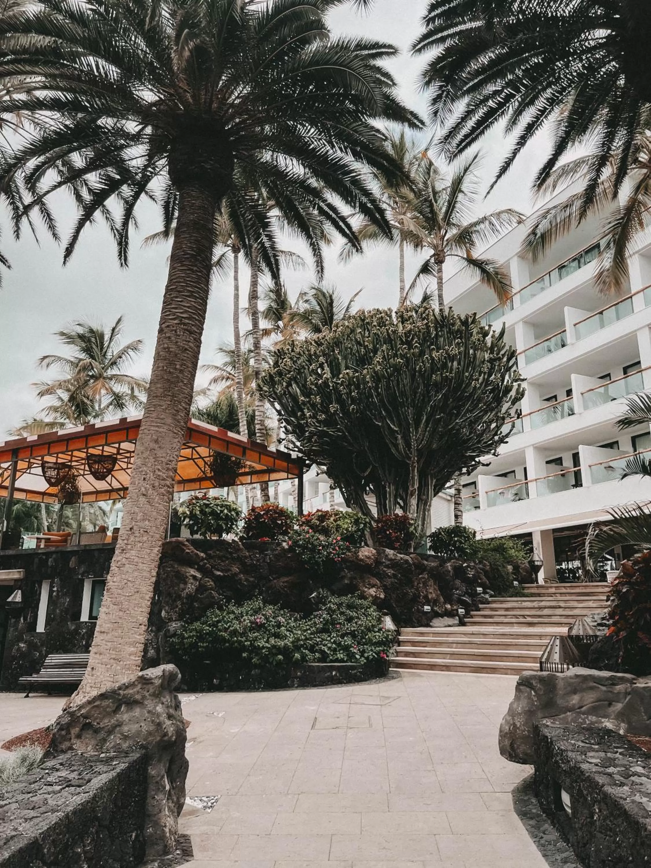 Property building in Hotel Fariones