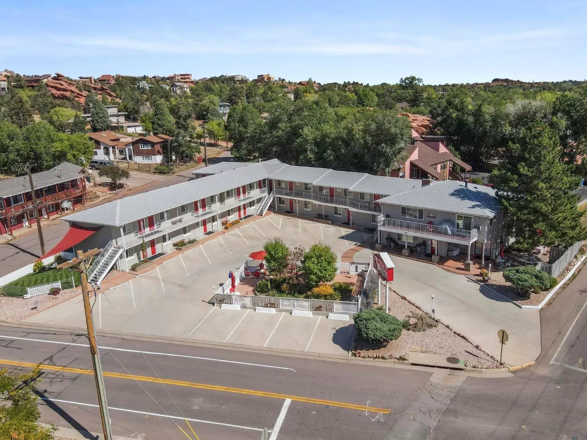 Property building, Bird's-eye View in Red Wing Motel