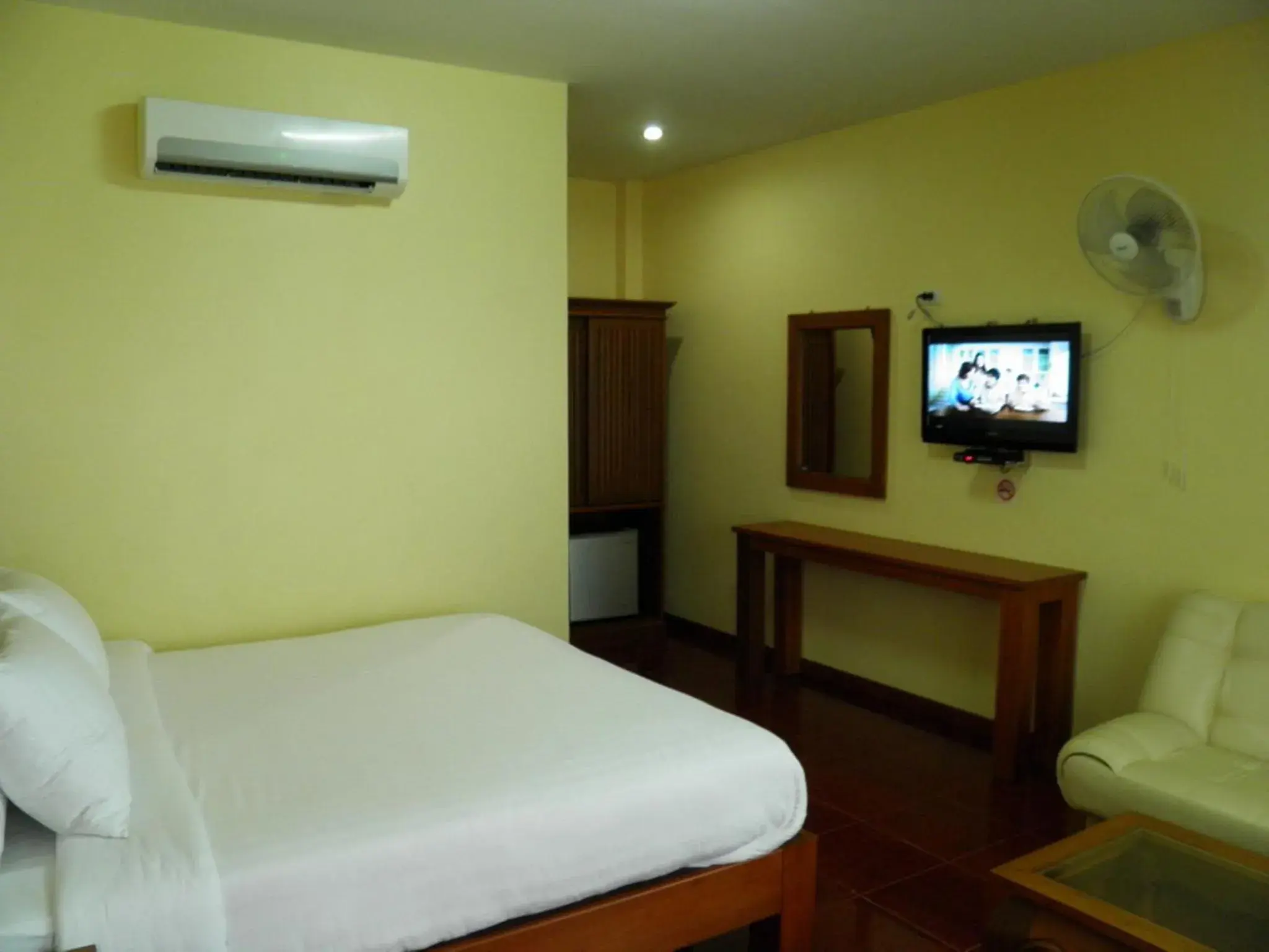 Standard Double Room in Ruen Narisra Resort