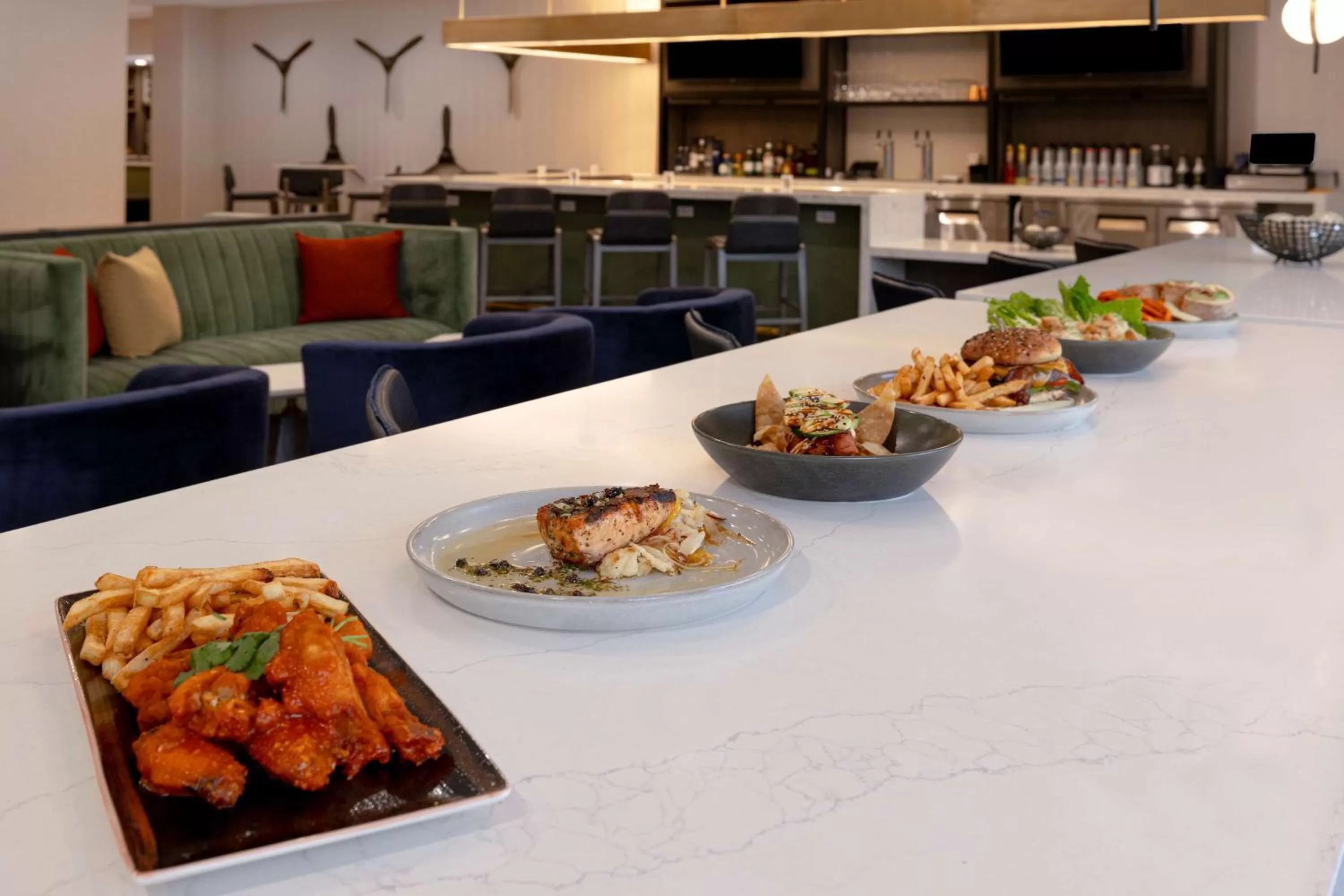 Restaurant/places to eat in Doubletree By Hilton Palmdale, Ca