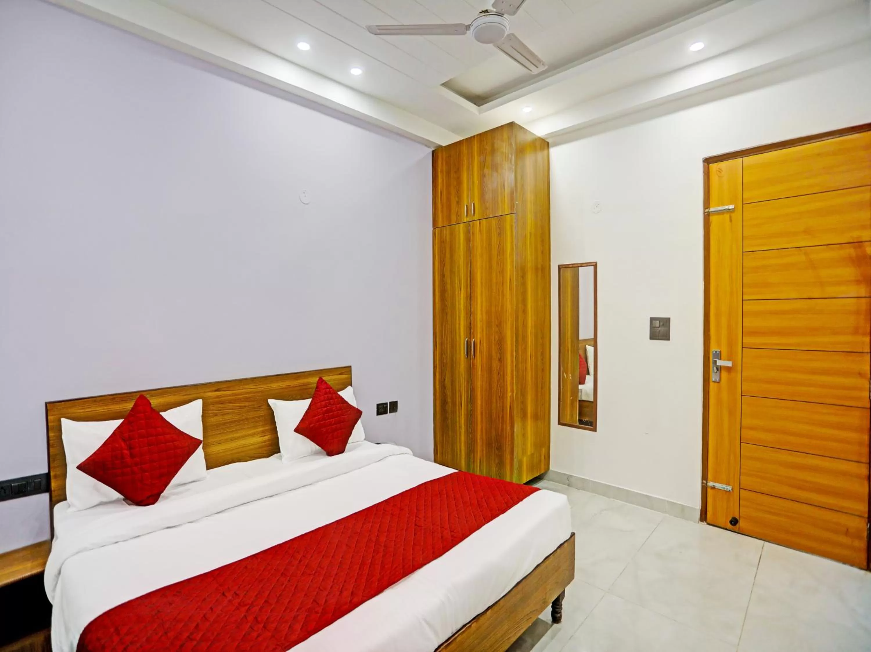 Bedroom, Bed in Hotel Golden Admire - Couple Friendly Hotel Noida Sector - 56