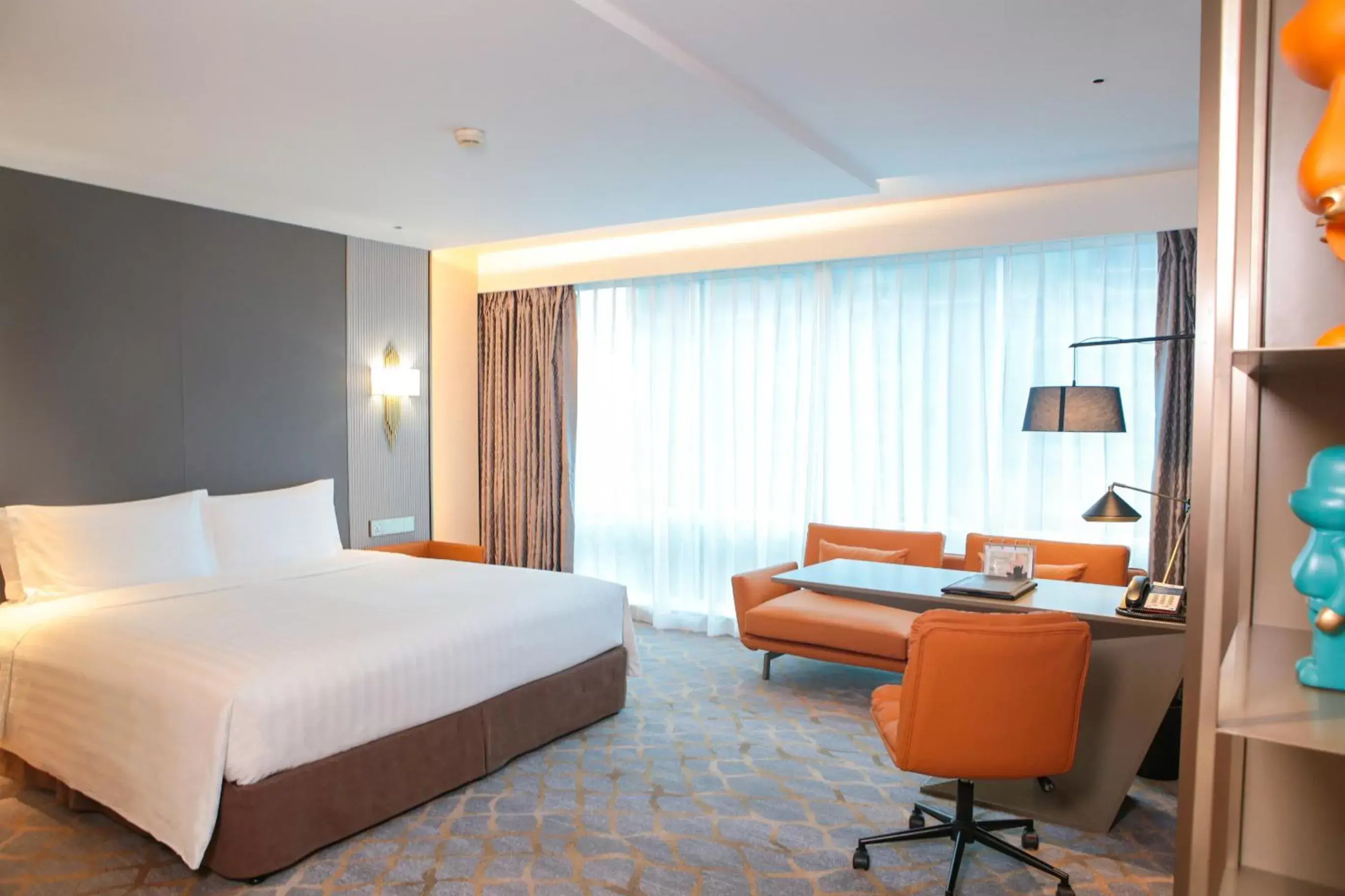 Bed in Pullman Shanghai Skyway Bed in Pullman Shanghai Skyway