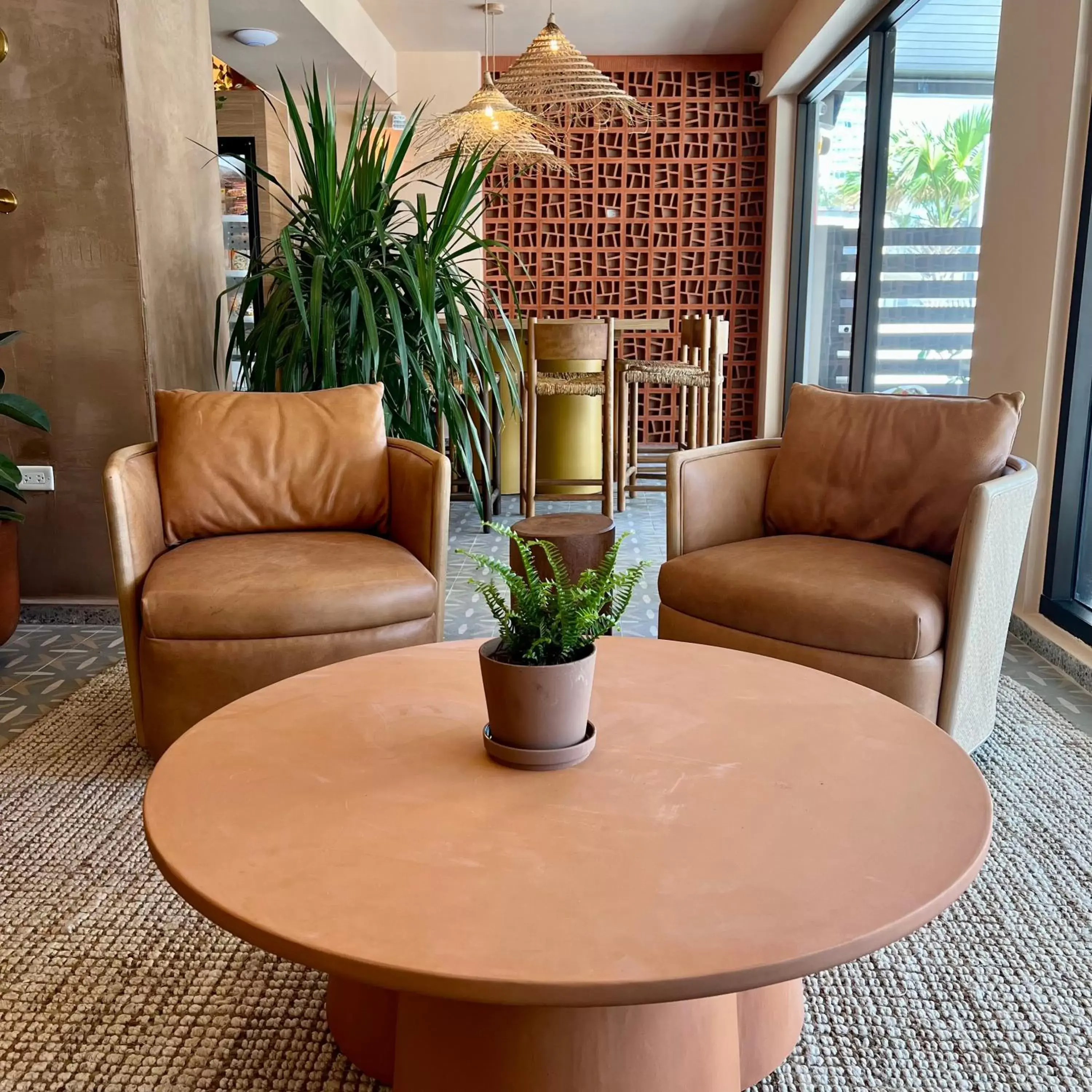 Lobby or reception, Seating Area in HiBird- Apartment and Suites Hotel