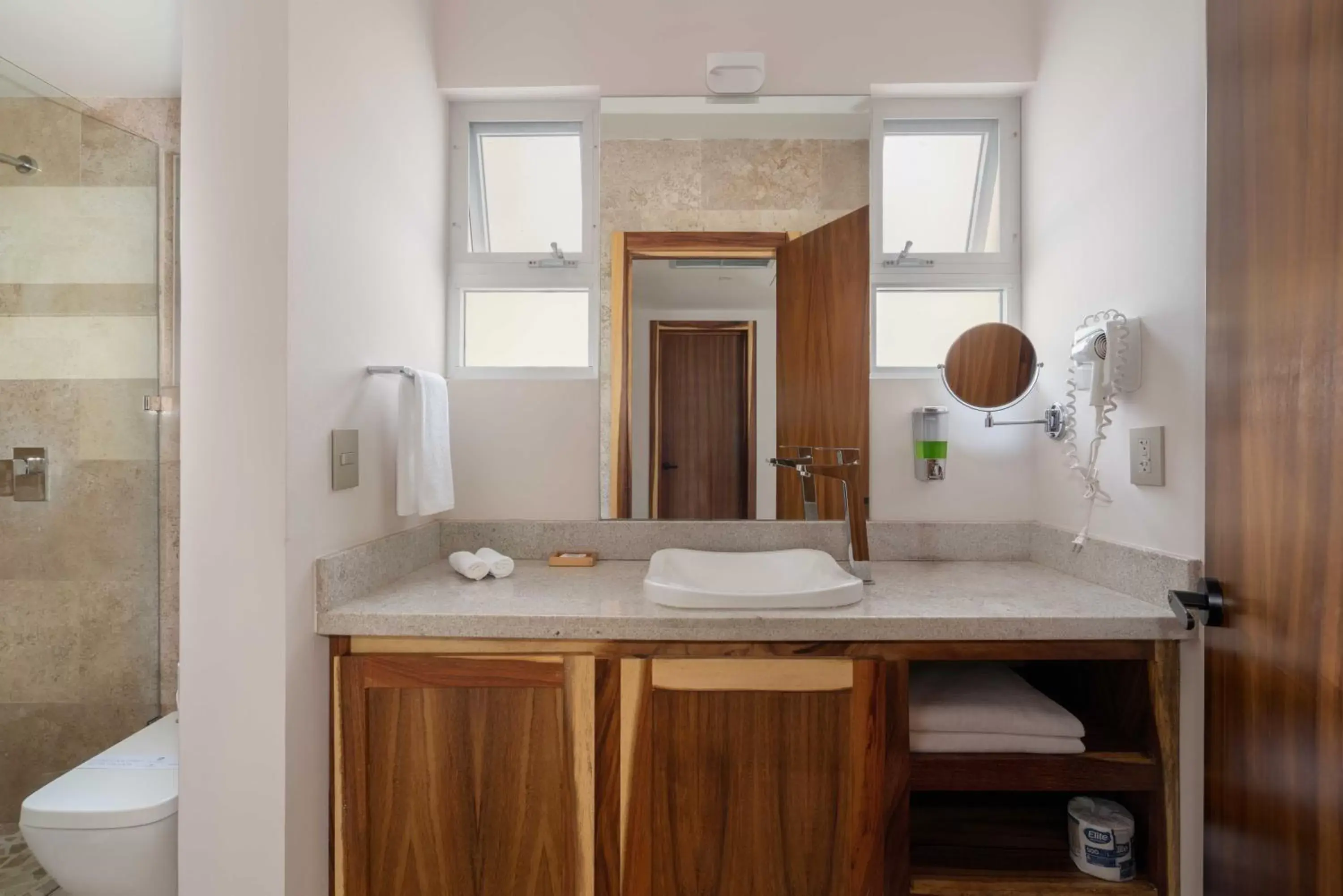 Shower, Bathroom in Valhalla Residences by Biwa