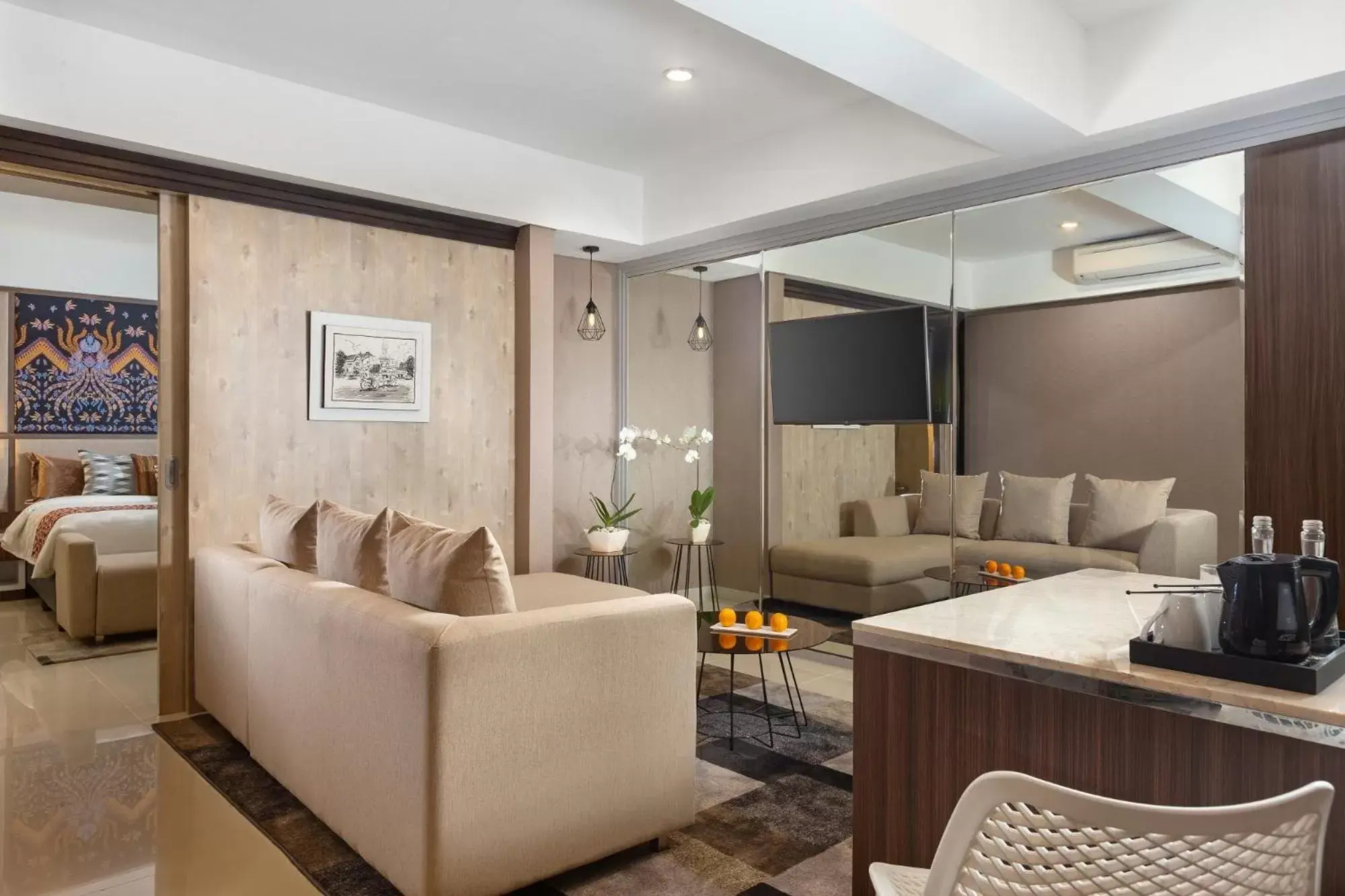 Living room, Seating Area in The Alana Hotel & Conference Center Malioboro Yogyakarta by ASTON