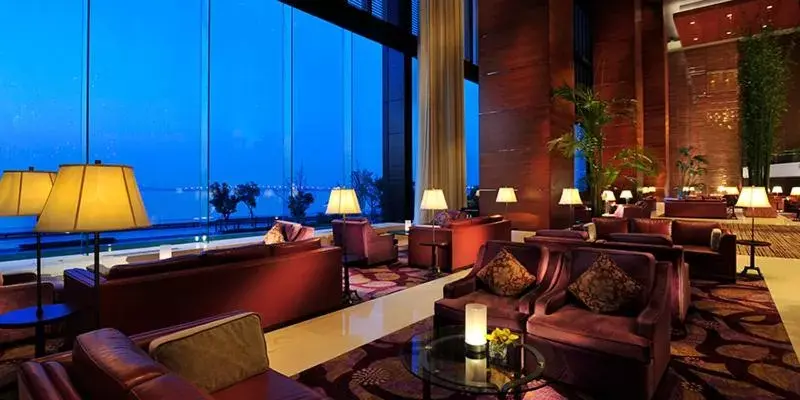 Lounge or bar in Kempinski Hotel Suzhou