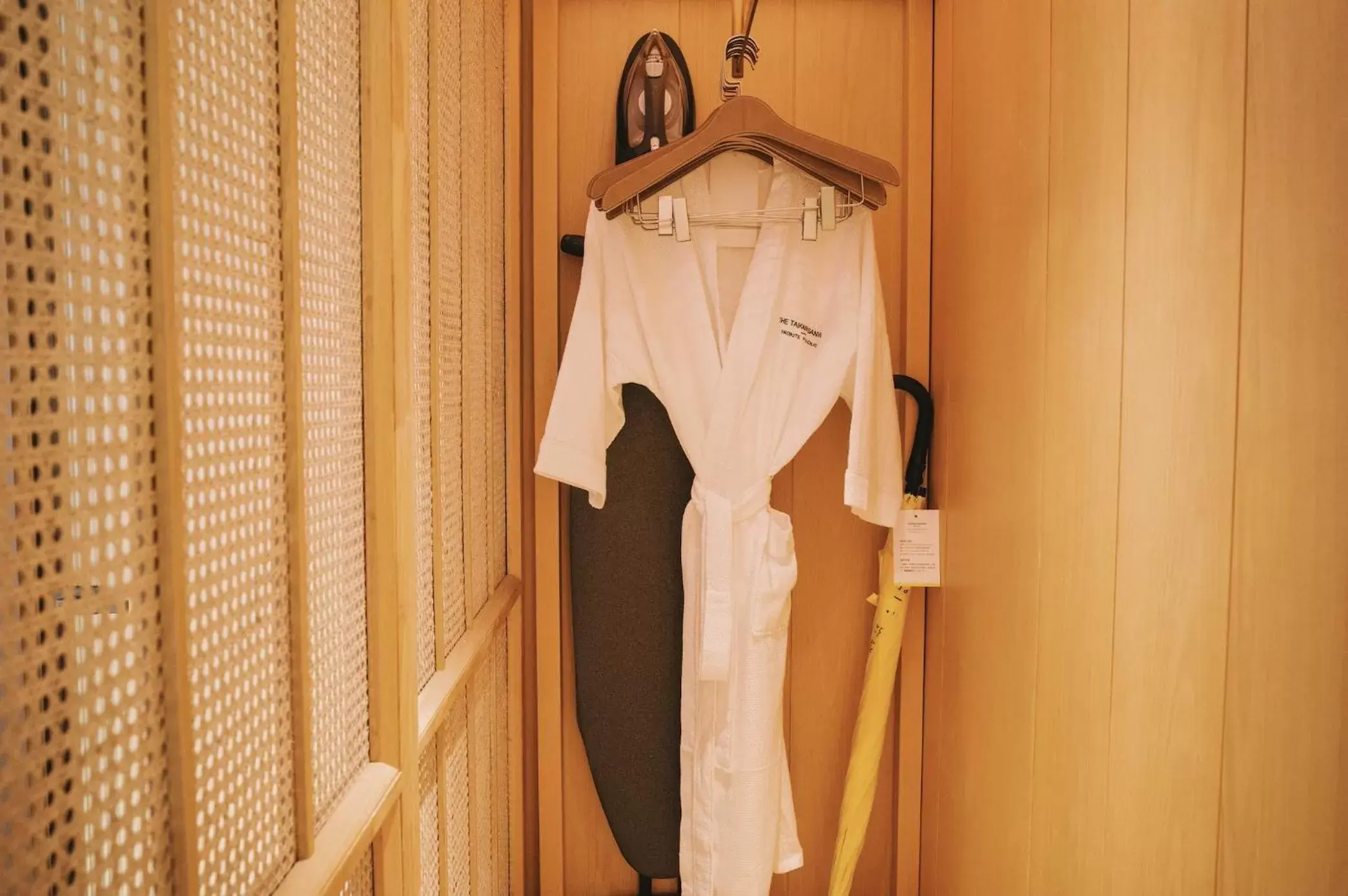 wardrobe in The Taikang Sanya, a Tribute Portfolio Resort