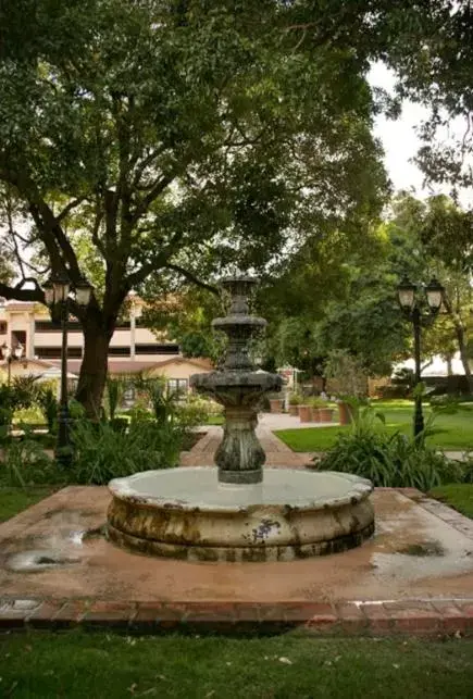 Garden in Historic Santa Maria Inn