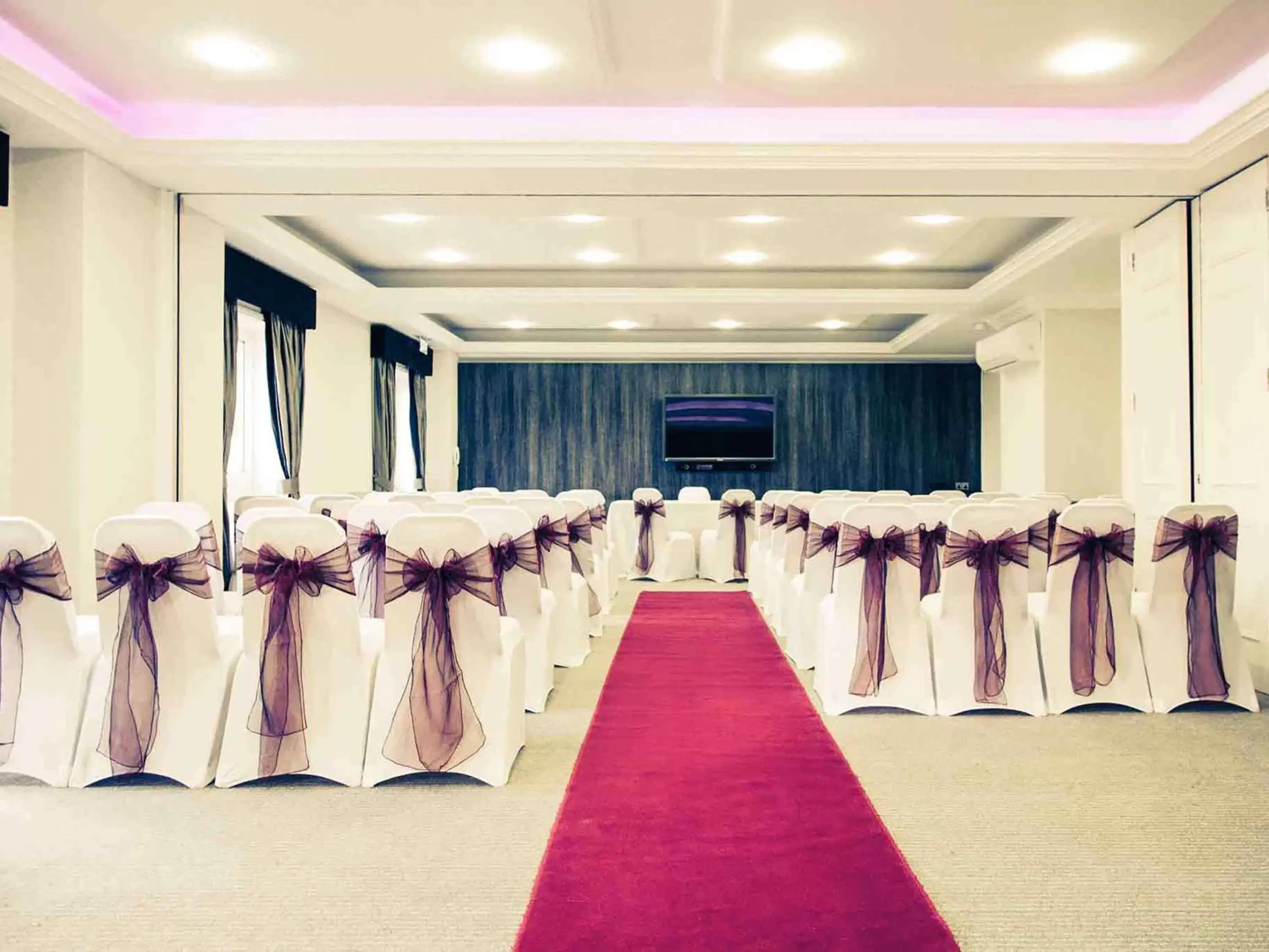 Other, Banquet Facilities in Mercure Milton Keynes Hotel