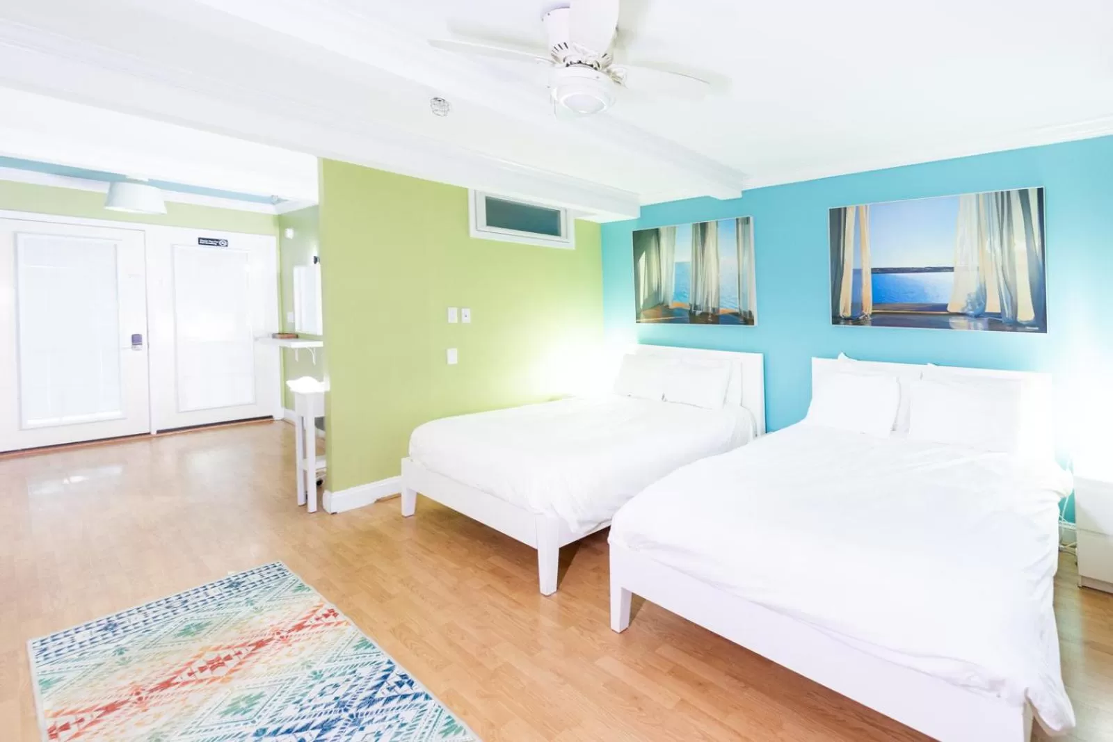 TV and multimedia, Bed in Canalside Inn