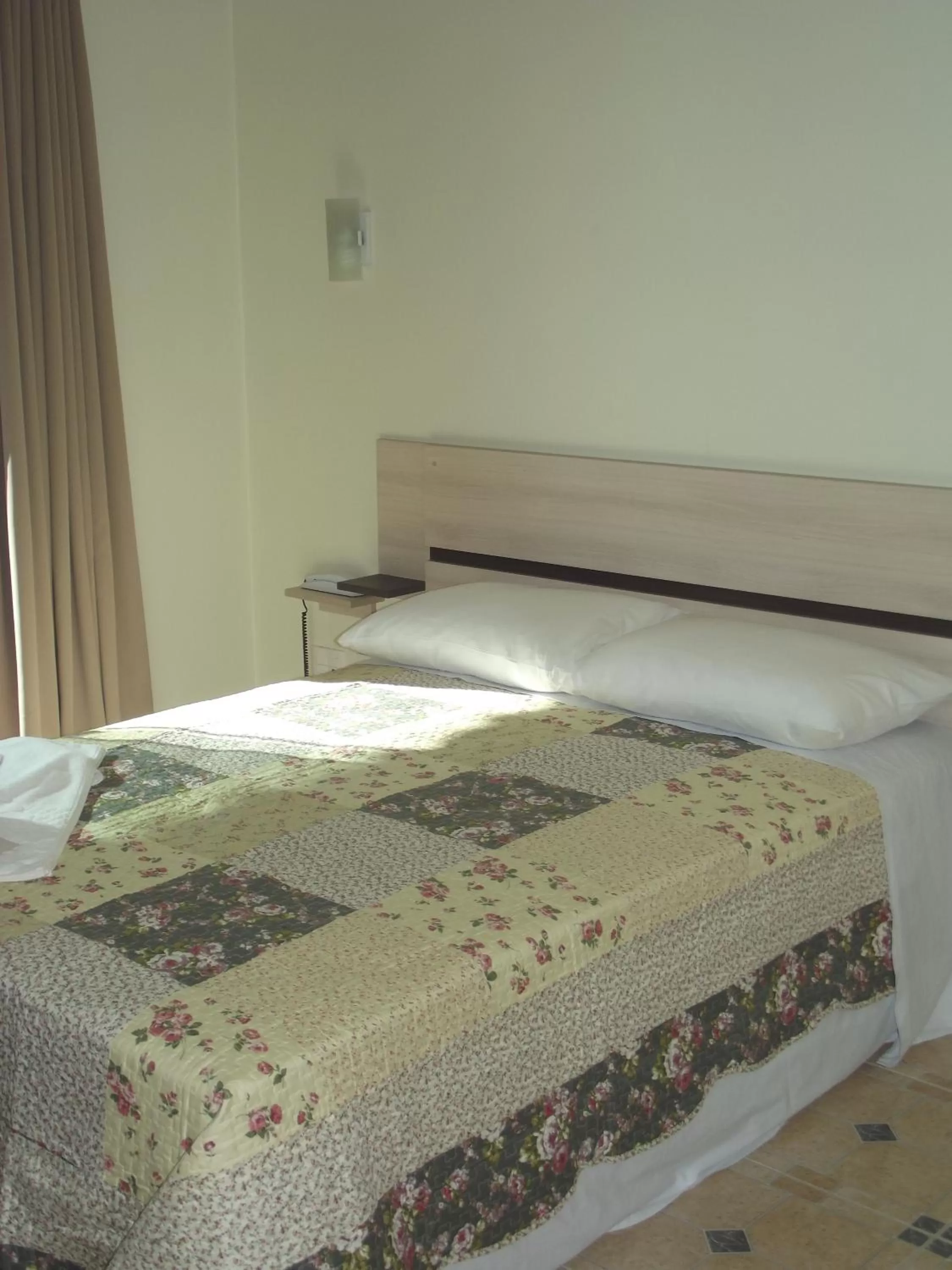 Bed in Hotel Park Haus
