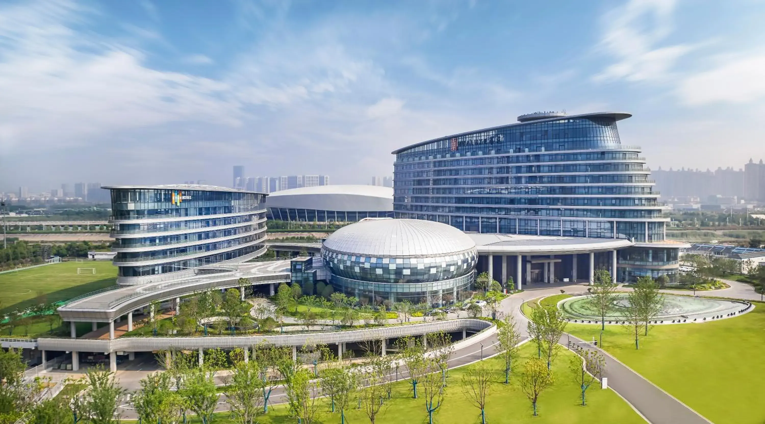 Property building in HUALUXE Nanjing Yangtze River Property building in HUALUXE Nanjing Yangtze River