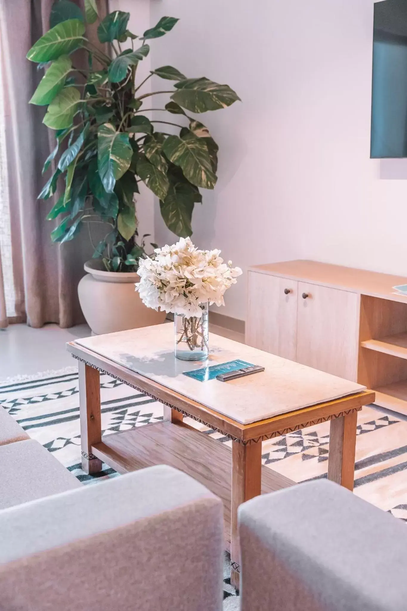 Living room in Fort Arabesque Resort, Spa & Villas