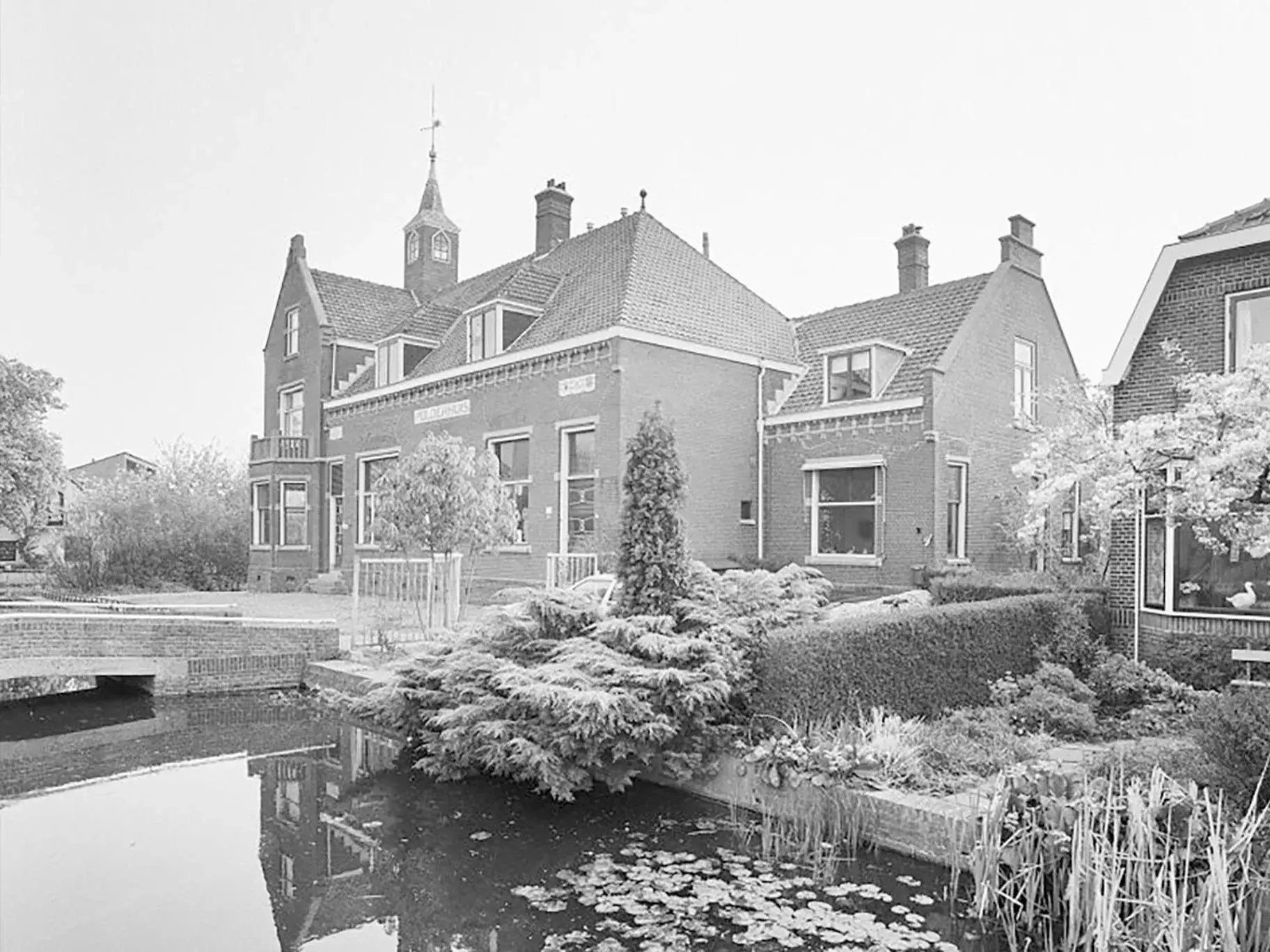 Property building, Winter in Polderhuis Bed & Breakfast