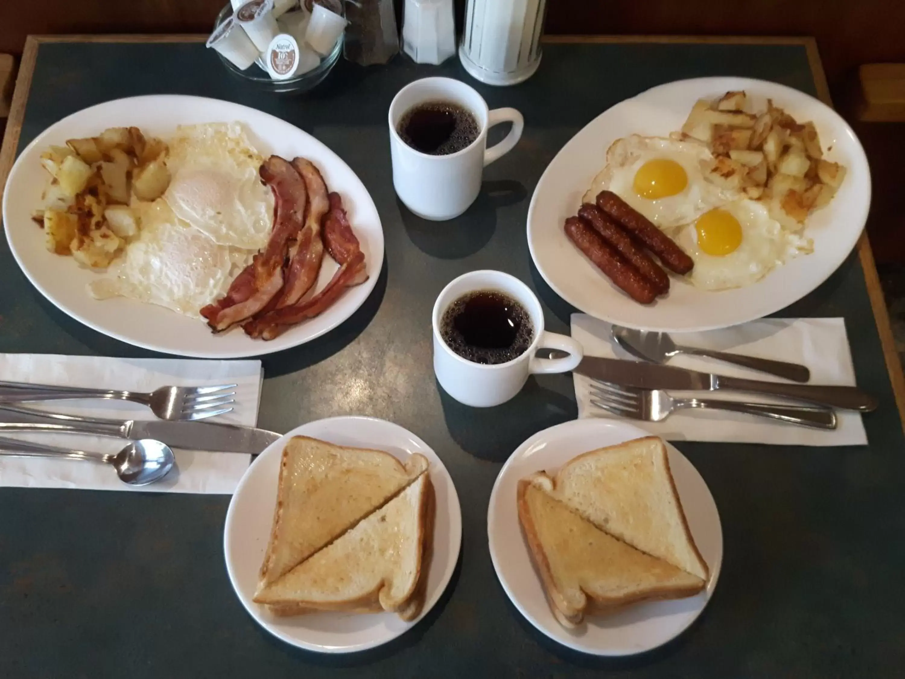 Food close-up, Breakfast in Fuller Lake Chemainus Motel