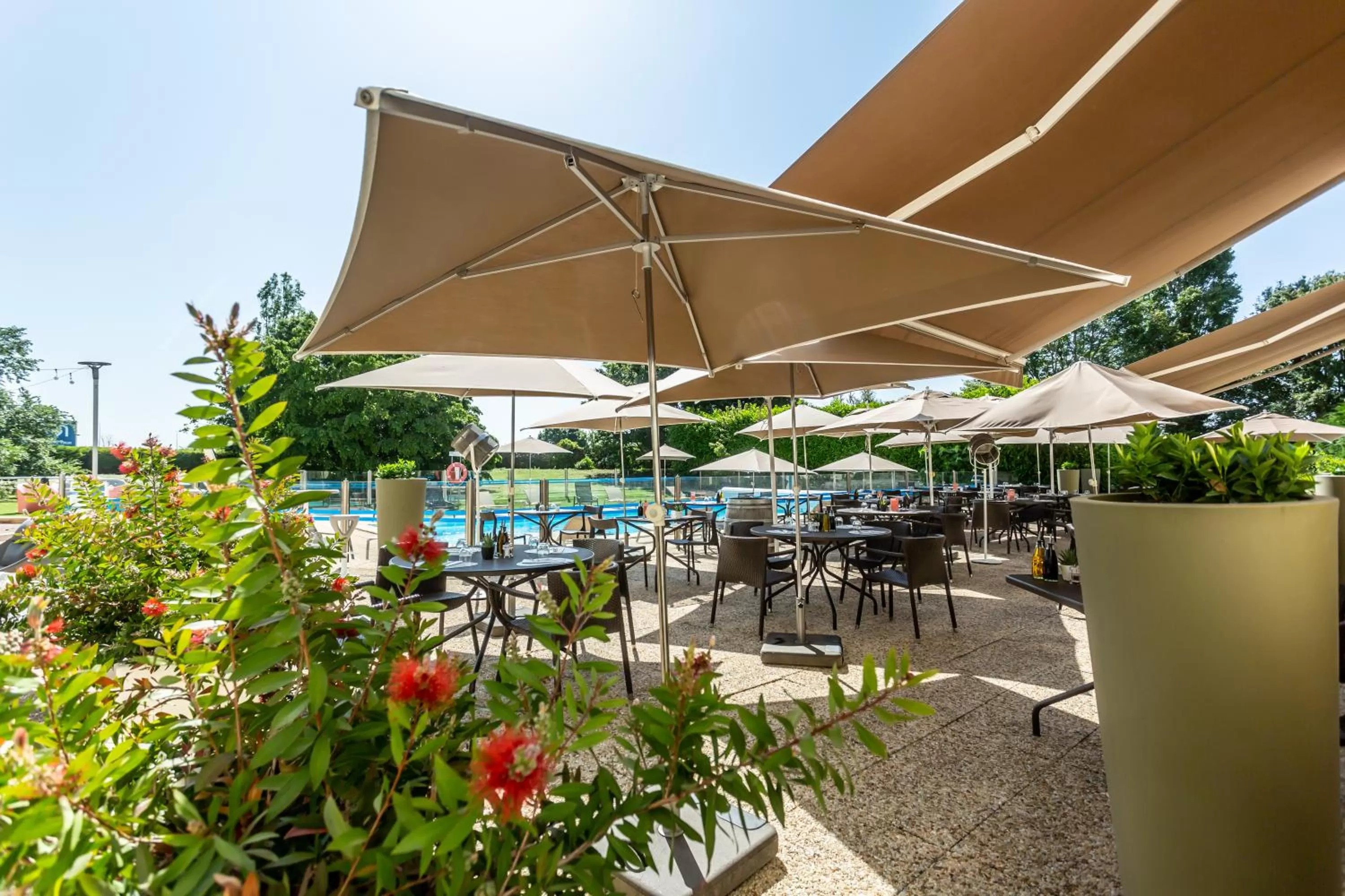 Patio in Novotel Bourges