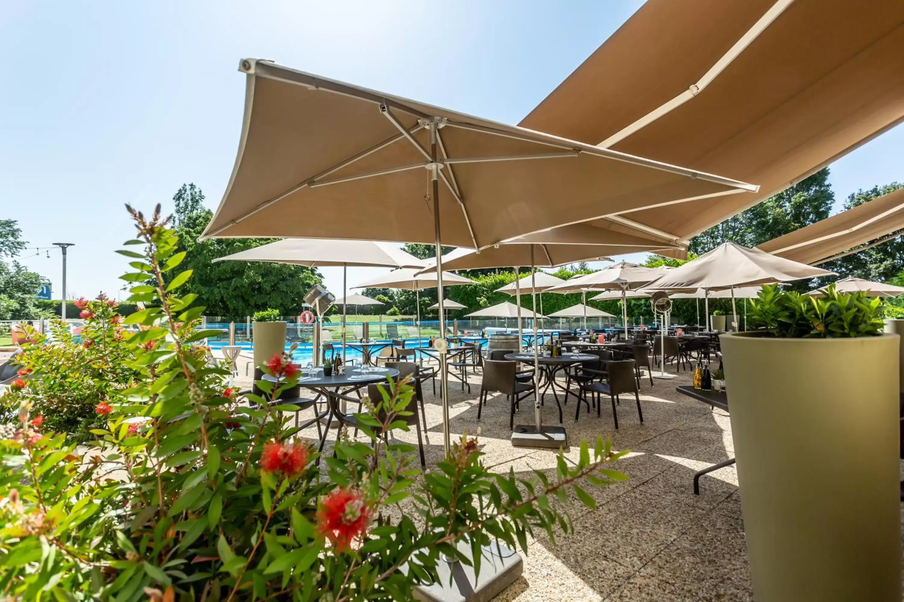 Patio in Novotel Bourges