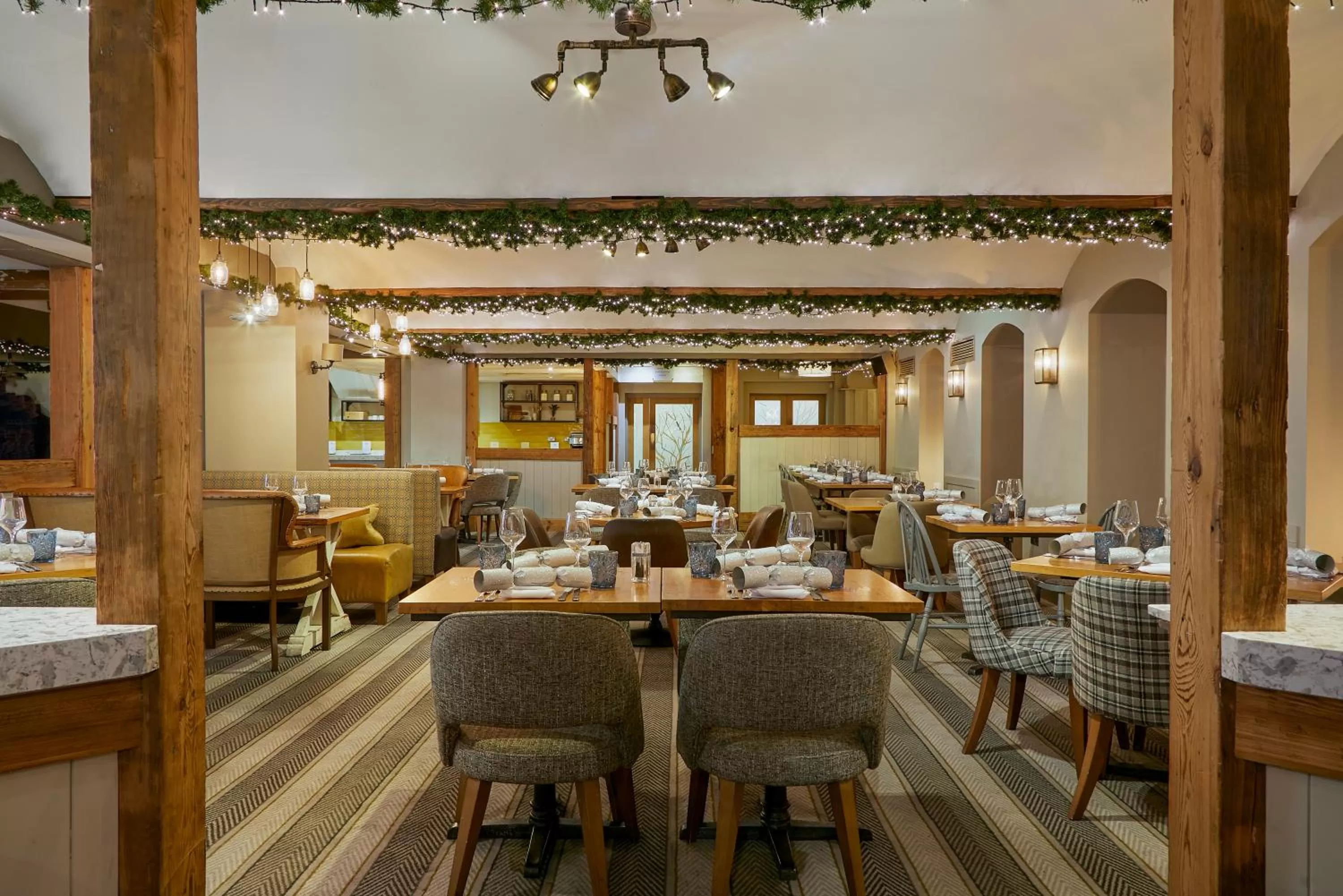 Restaurant/places to eat in Lion Quays Resort