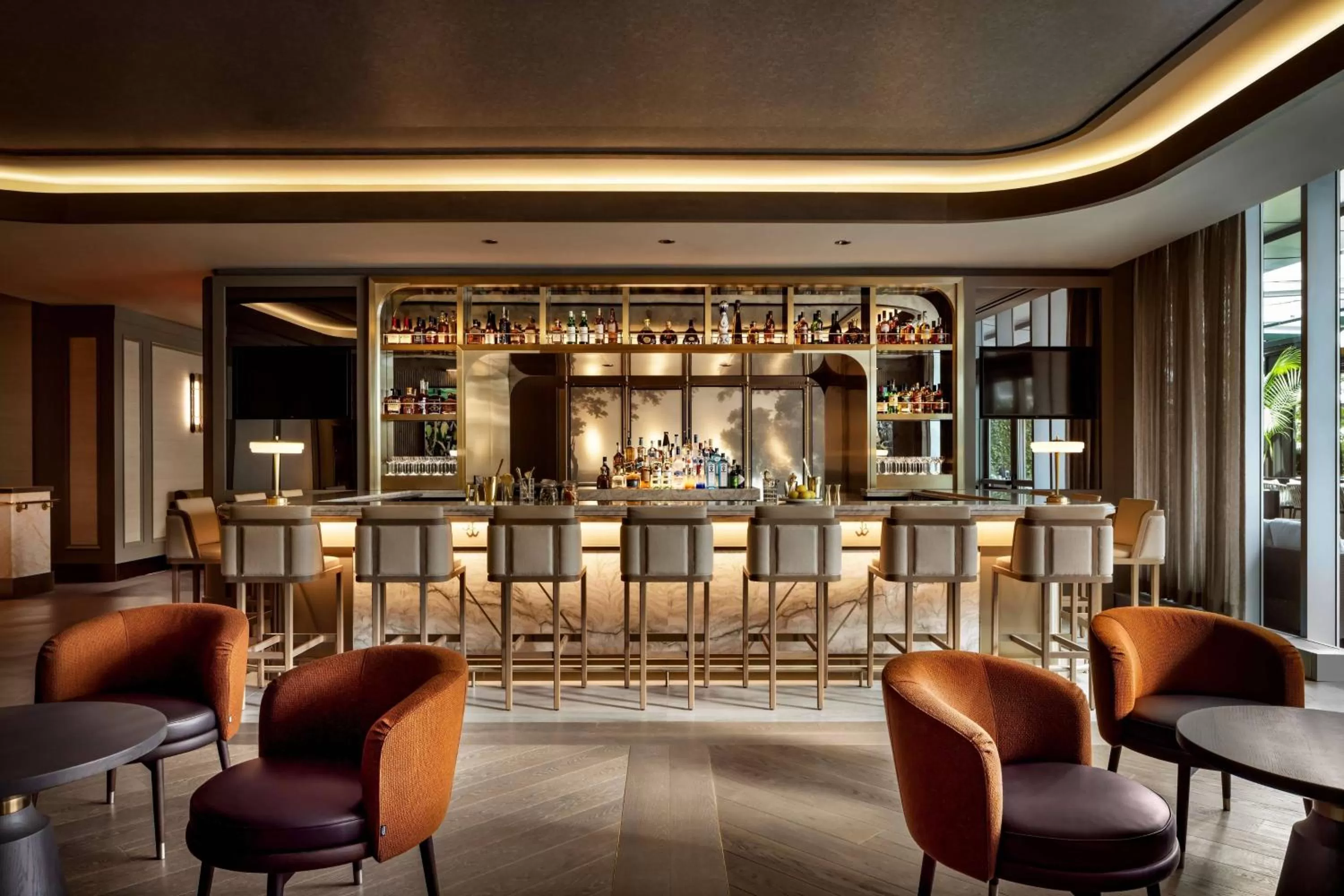 Lounge or bar in The Ritz-Carlton, Toronto