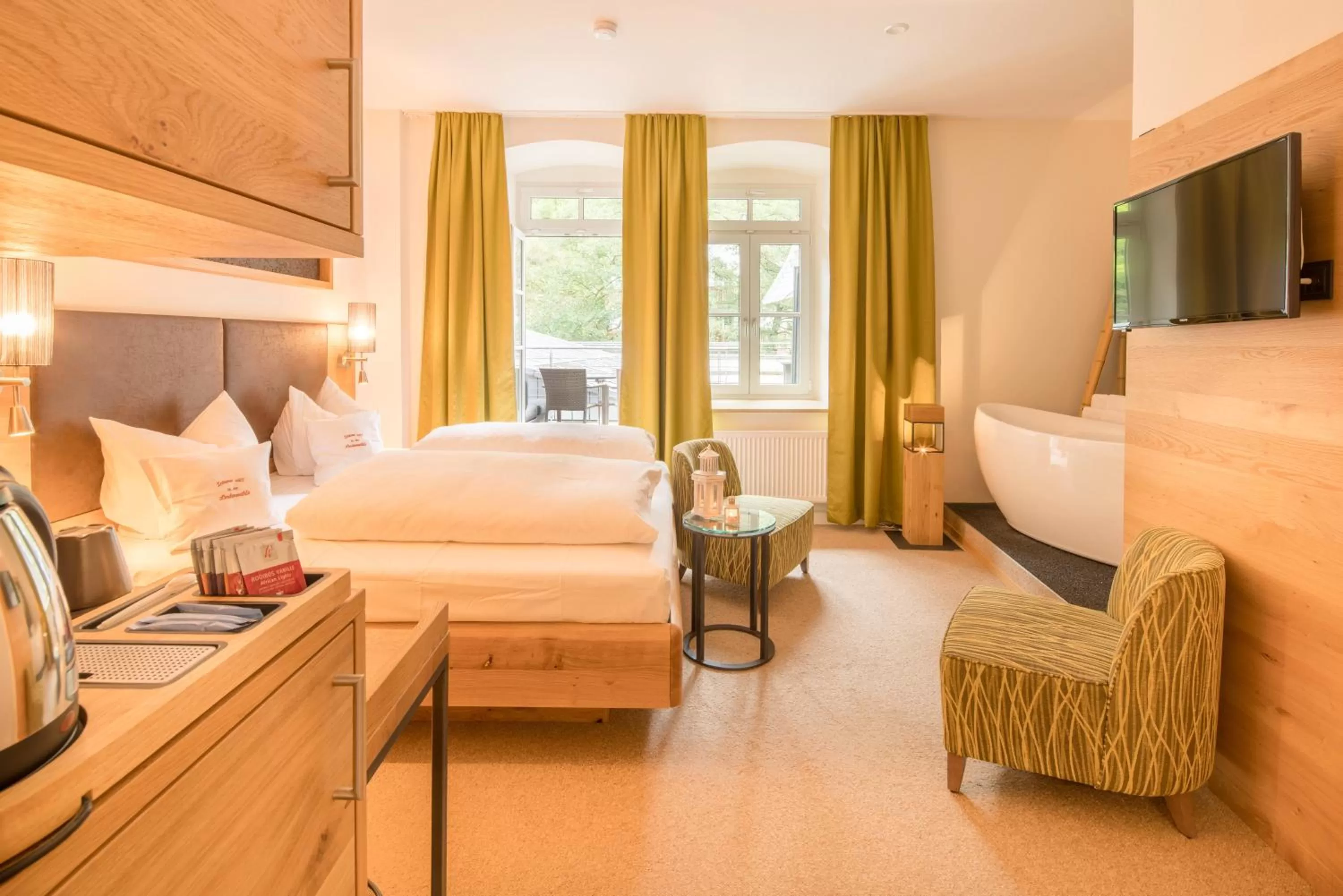 Bed in Hotel Hartl's Lindenmühle